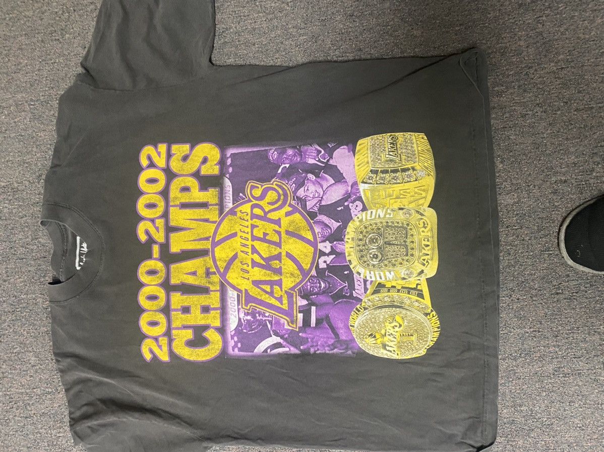 NBA × Vintage Vintage lakers championship tee Size US XXL / EU 58 / 5 - 1 Thumbnail