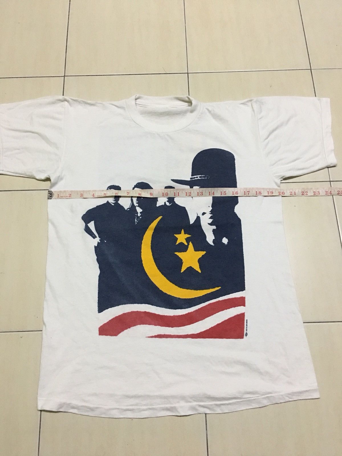 Band Tees Vintage 80s u2 not us tour 1989 band shirt Size US L / EU 52-54 / 3 - 6 Thumbnail