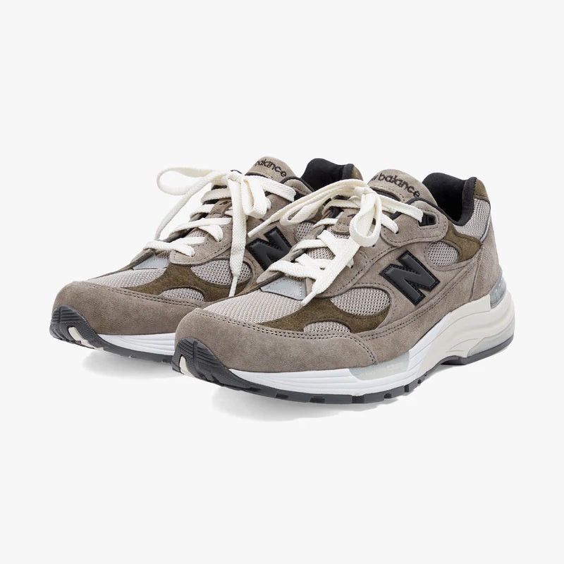 JJJJound × New Balance New Balance 992 JJJJound Grey - M992J2 Size US 9.5 / EU 42-43 - 1 Thumbnail