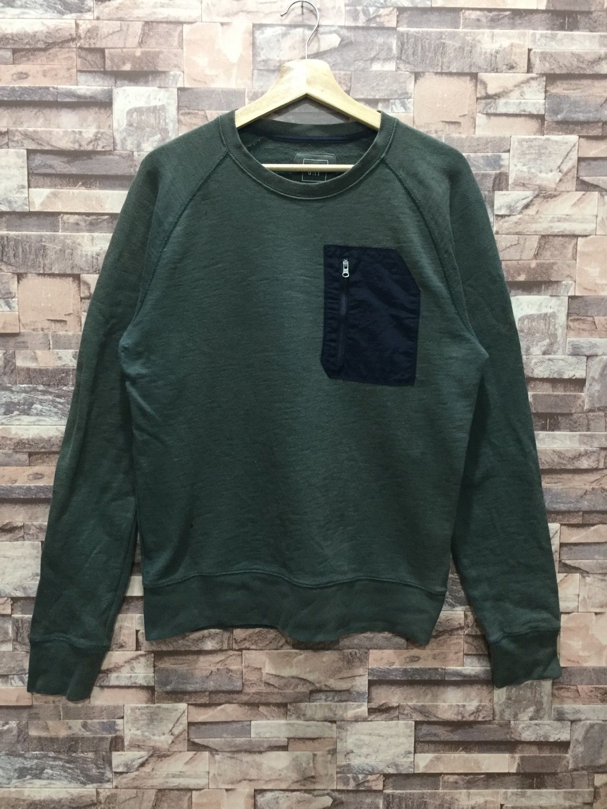 Earl Sweatshirt × Gap Gap Pocket Crewneck Sweatshirt #7-63 Size US S / EU 44-46 / 1 - 1 Thumbnail