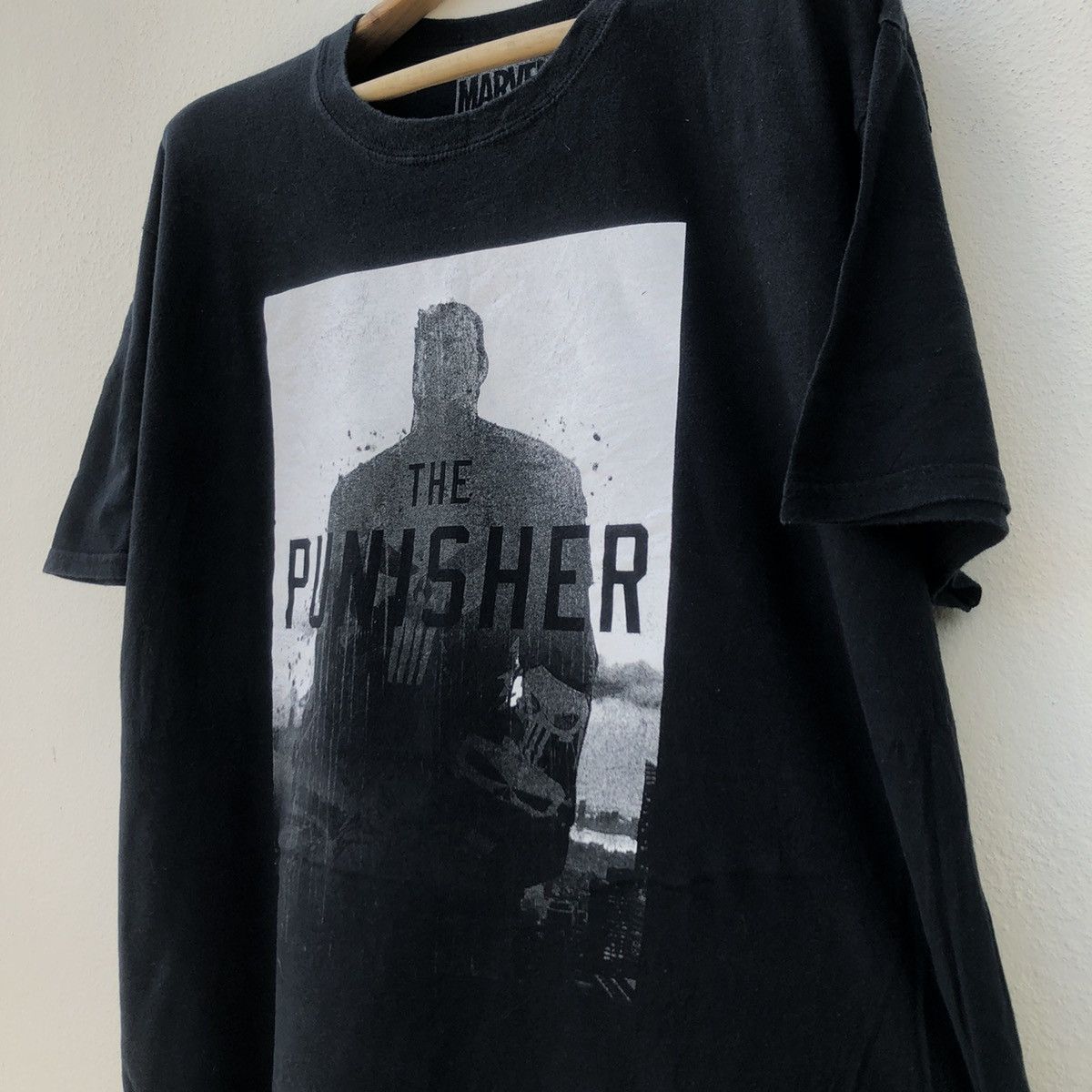 Marvel Comics The Punisher in American Comic Books Marvel Size US XL / EU 56 / 4 - 3 Thumbnail
