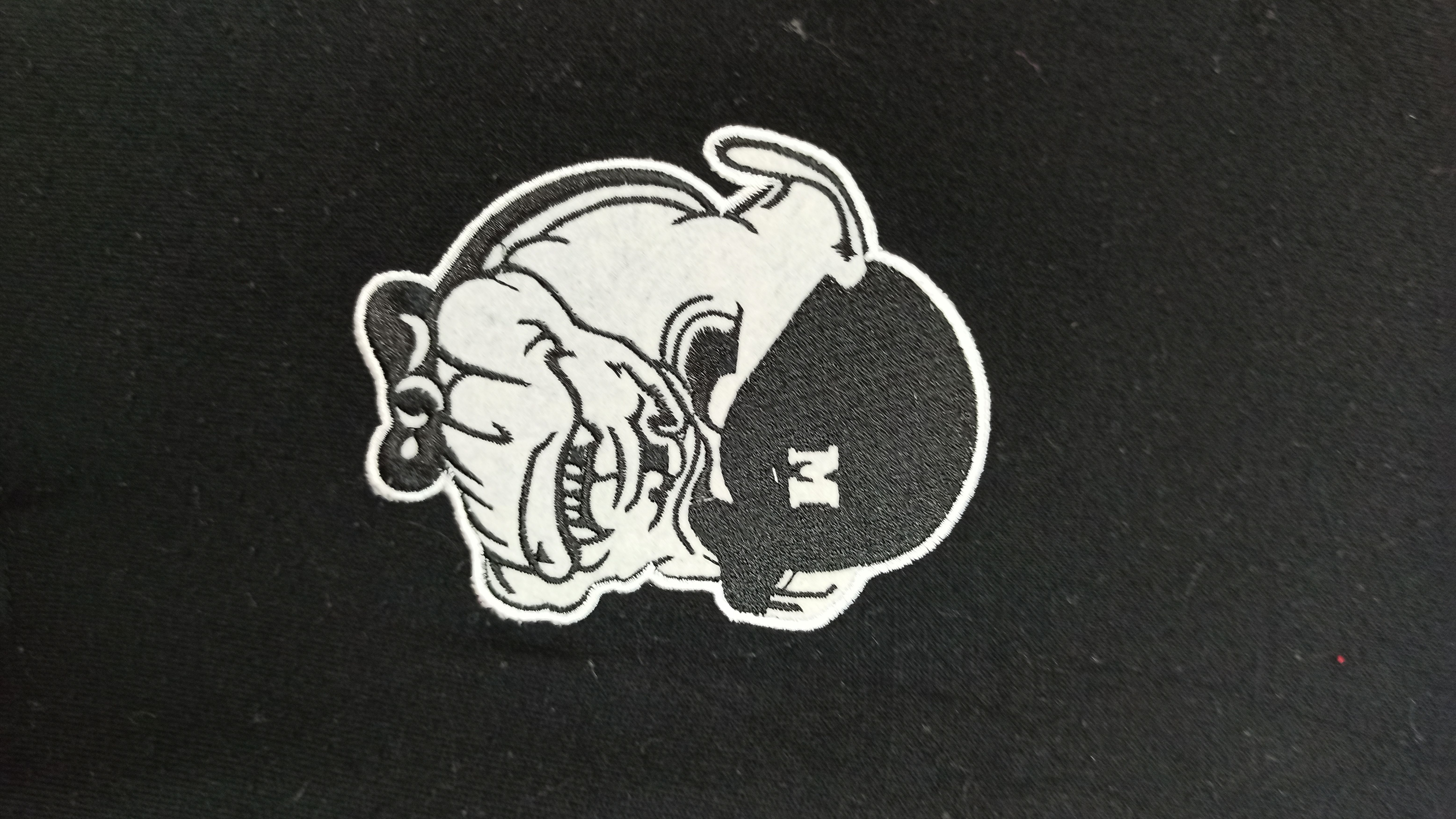 Japanese Brand Japanese Brand Sweatshirts Varsity Bulldog Logo Size US S / EU 44-46 / 1 - 3 Thumbnail