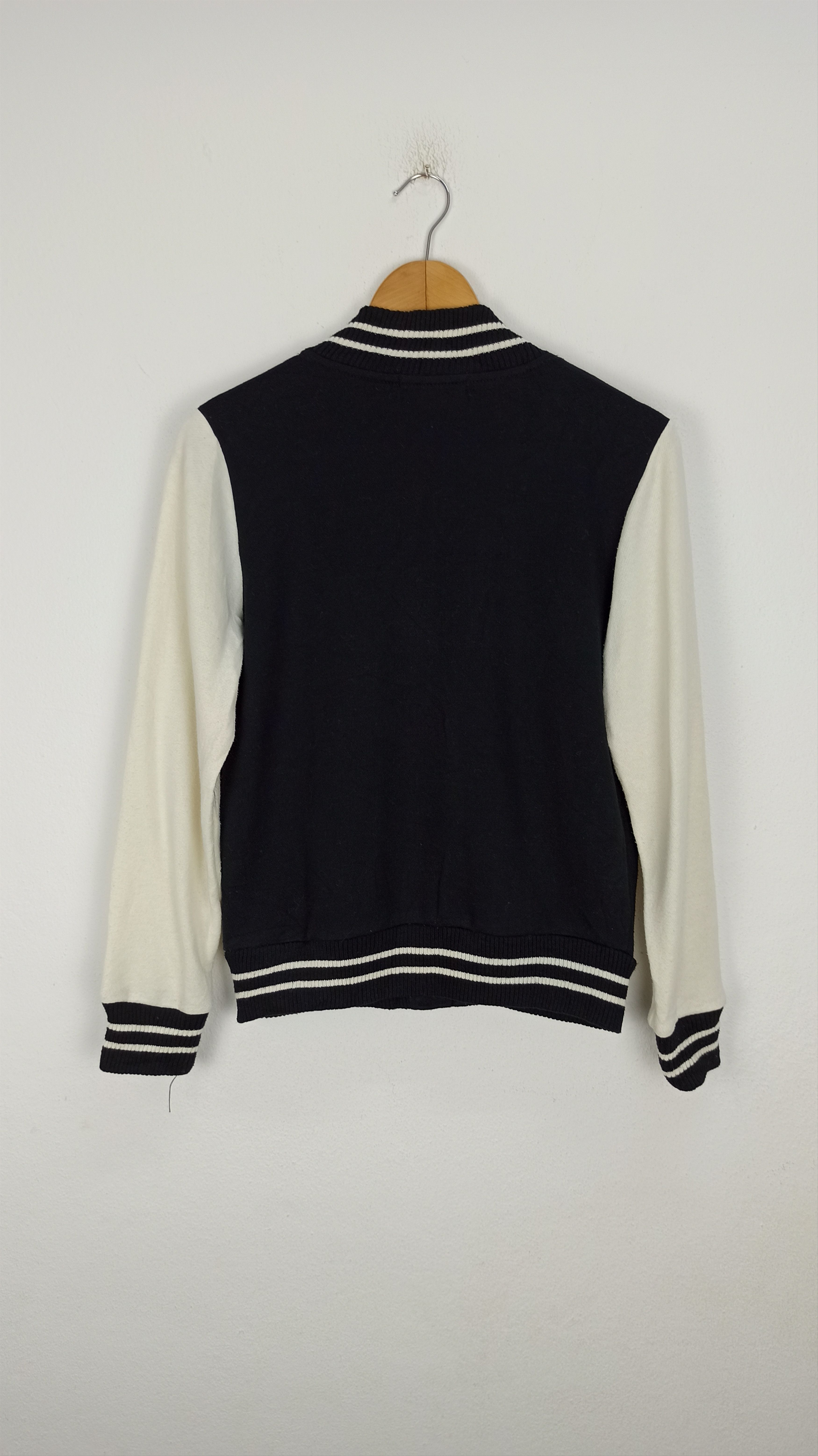Japanese Brand Japanese Brand Sweatshirts Varsity Bulldog Logo Size US S / EU 44-46 / 1 - 5 Thumbnail