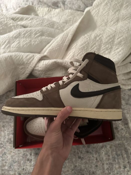 travis scott mocha 1