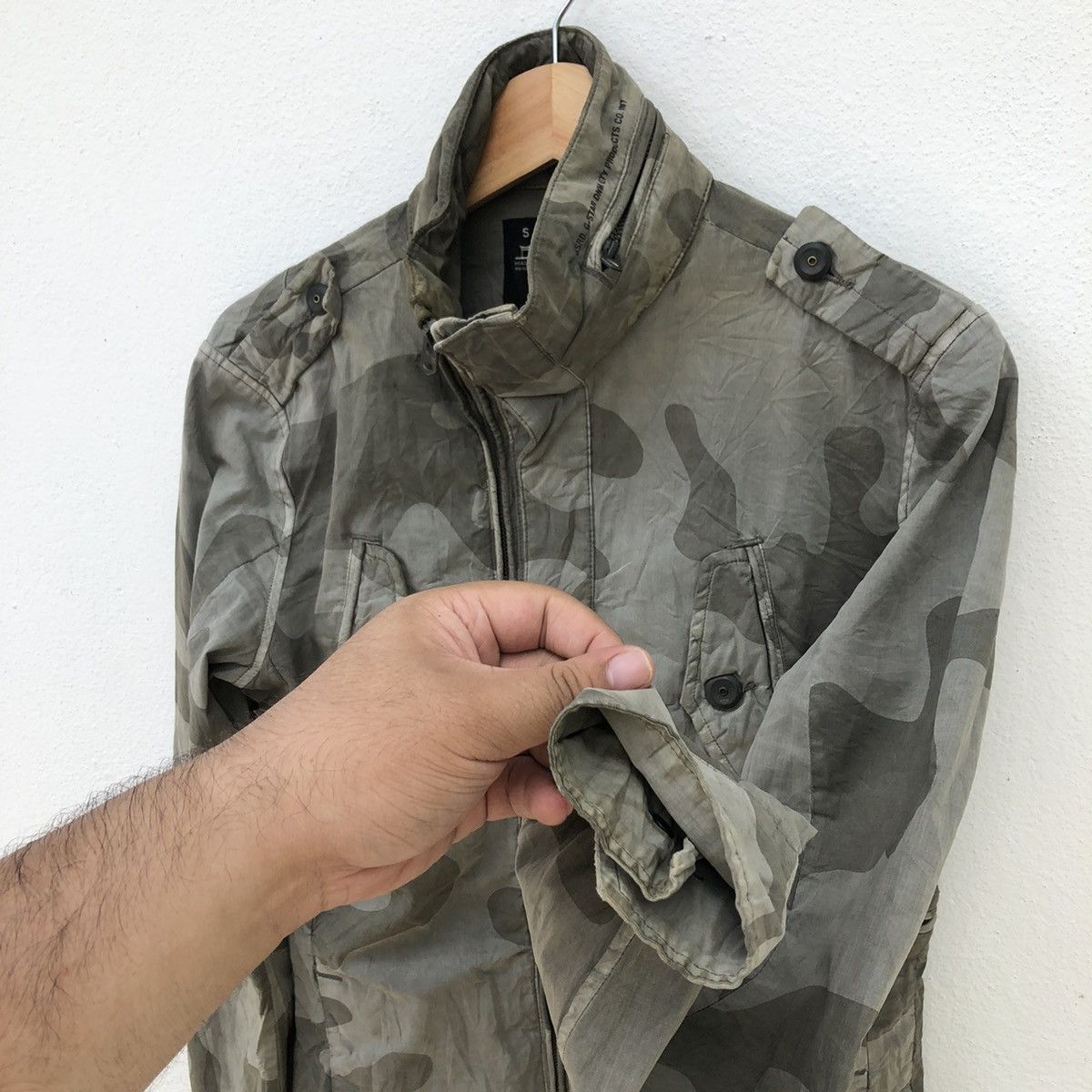 G-Star MILITARY COLLECTIONS CAMO JACKET BY G-STAR RAW Size US S / EU 44-46 / 1 - 7 Thumbnail