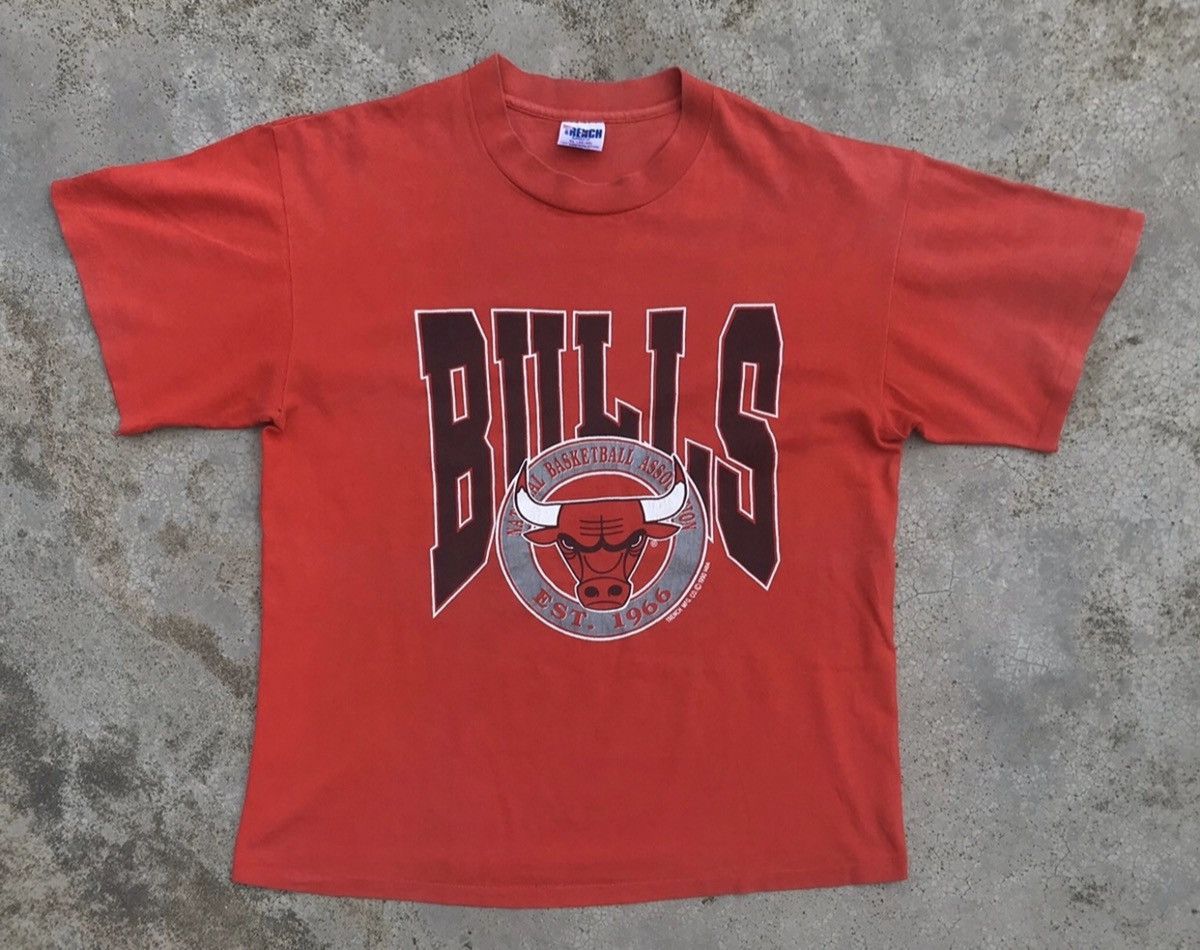 NBA Vintage 1990 Chicago Bulls Nice Design Size US XL / EU 56 / 4 - 1 Thumbnail