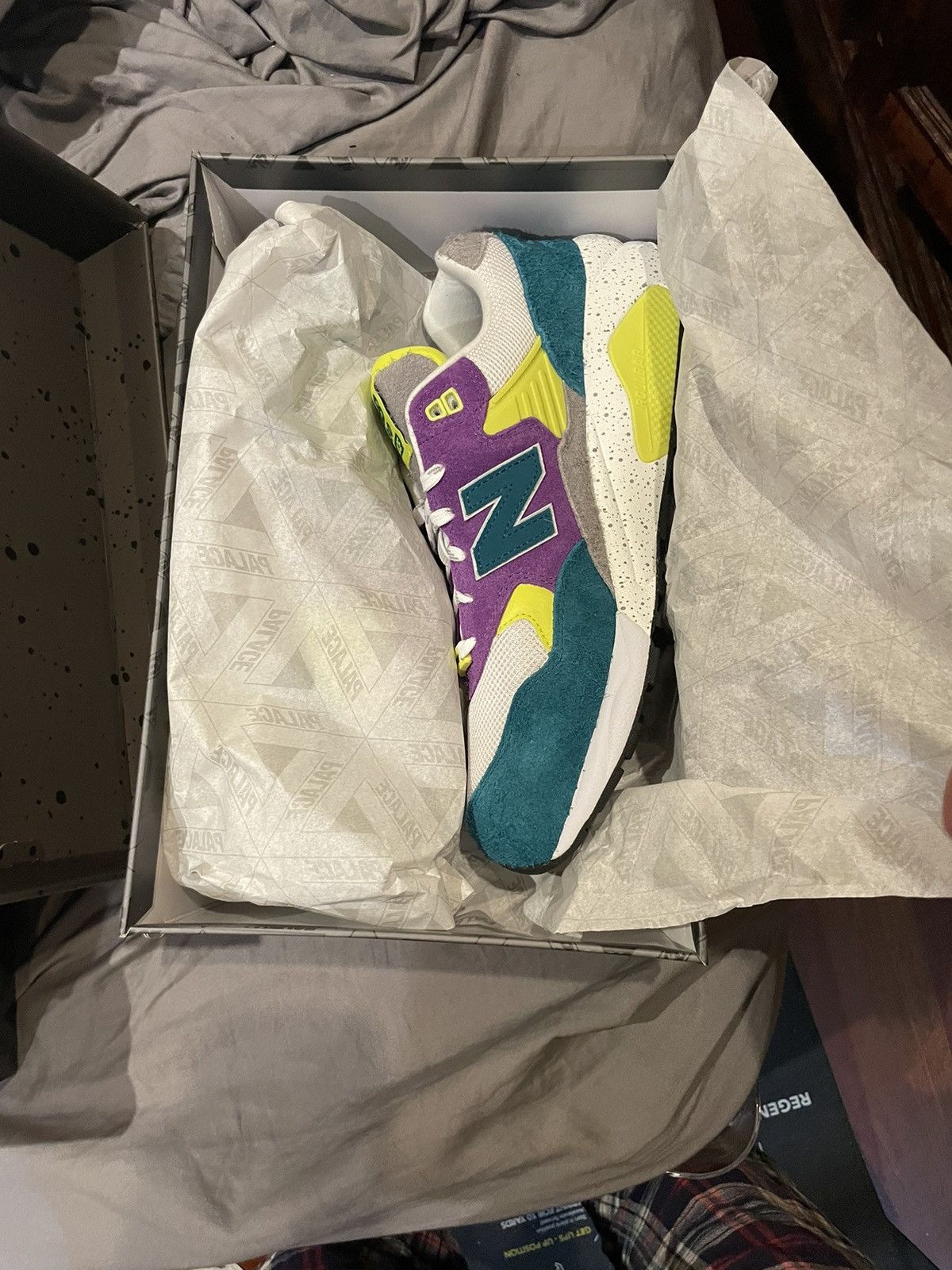 New Balance × Palace Palace x New Balance Grey/Multi 580s Size US 11.5 / EU 44-45 - 1 Thumbnail