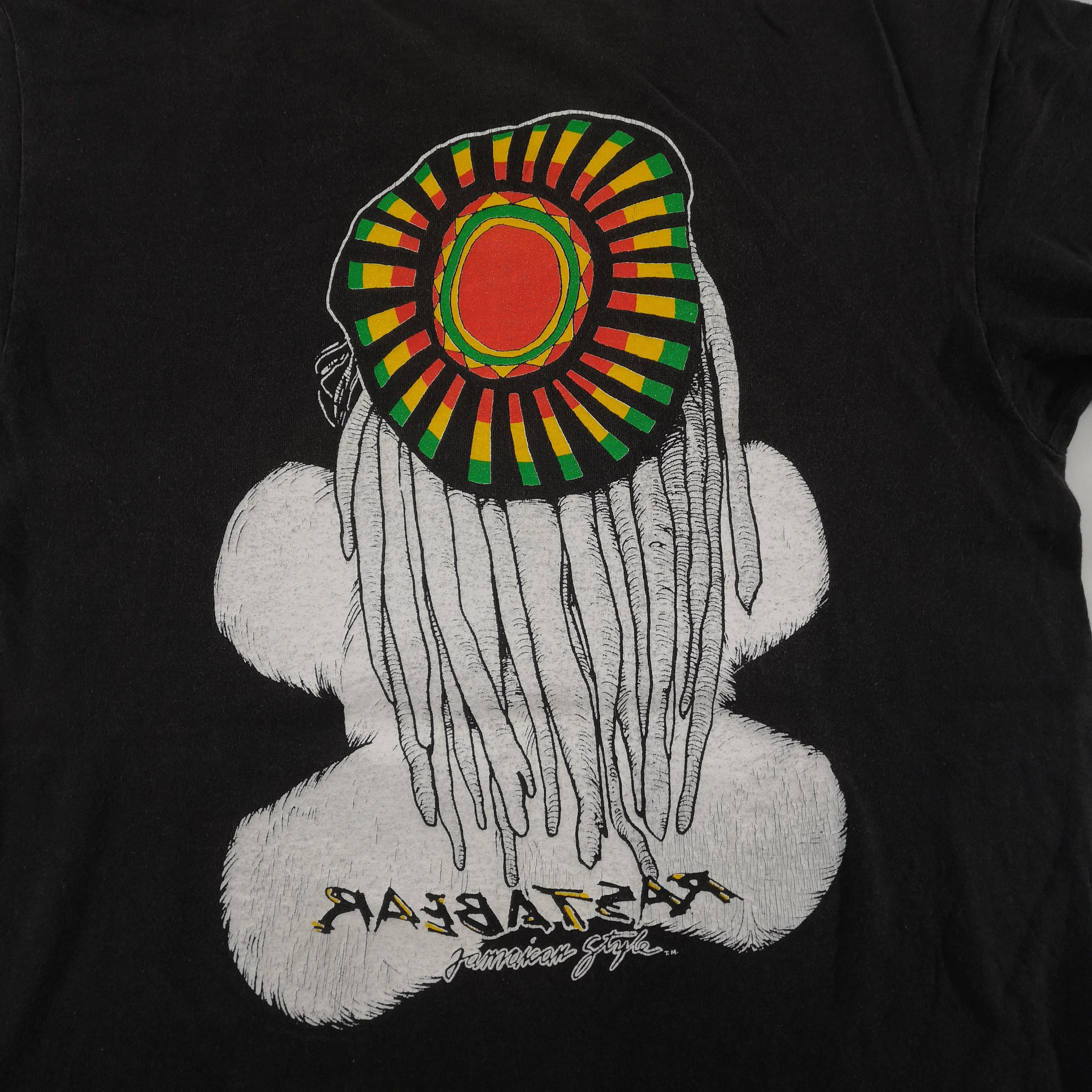 Vintage Vintage Bear Rastabear T-Shirt Bob Marley Jamaican Tees Size US L / EU 52-54 / 3 - 6 Thumbnail
