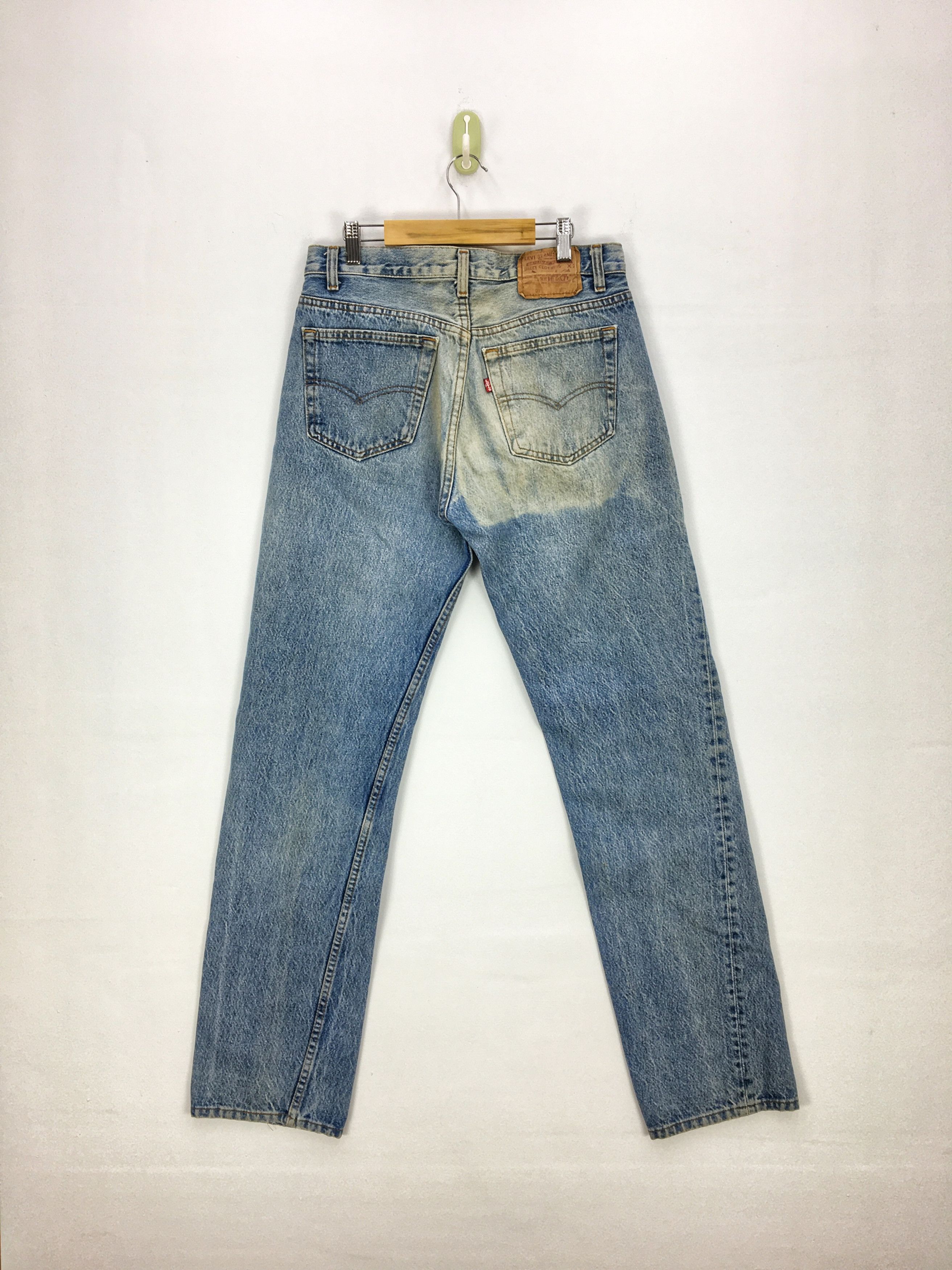 Levi's Vintage Levis 501 Light Wash Denim Levis Distressed Jeans Size 28" / US 6 / IT 42 - 2 Thumbnail
