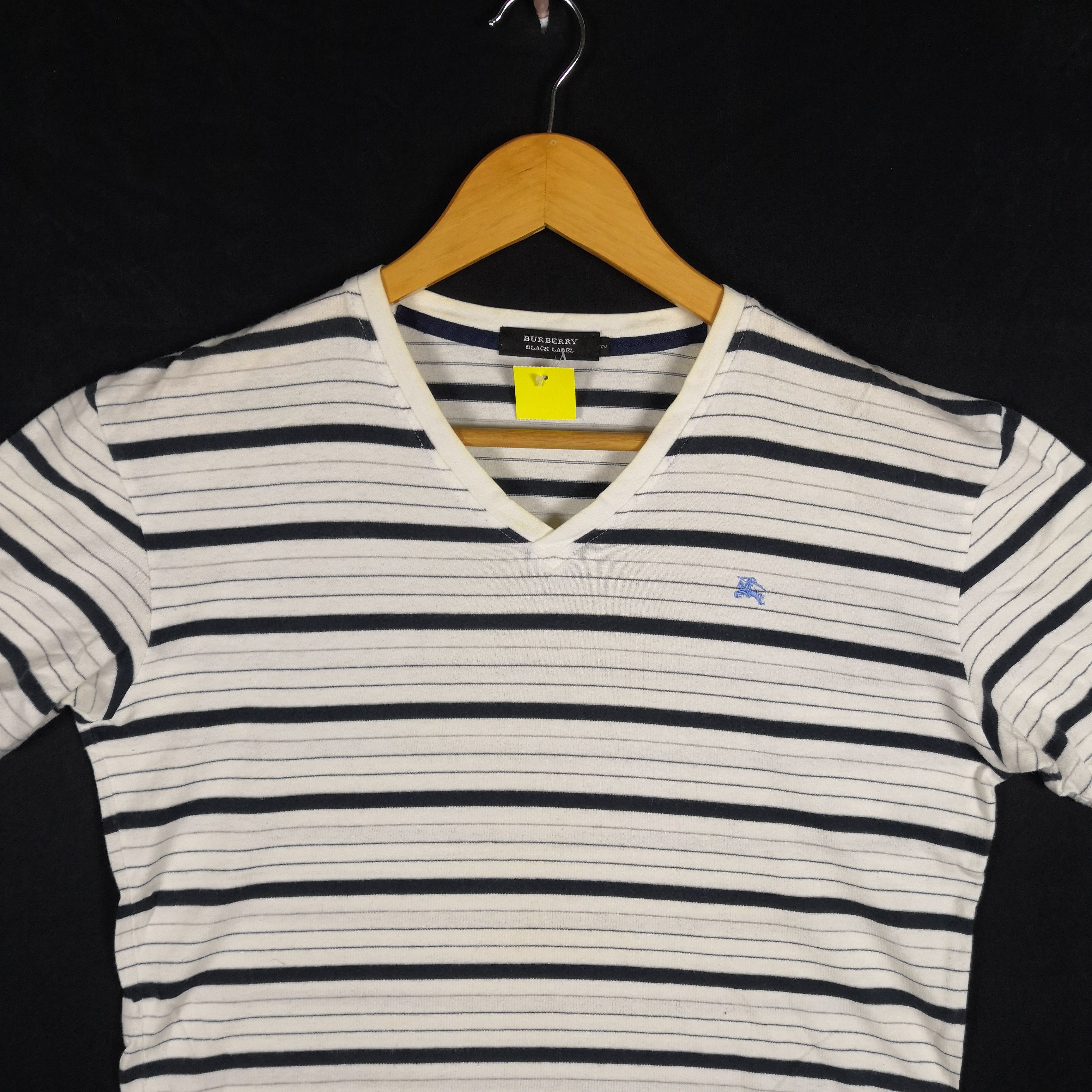 Vintage 90s Burberry T-Shirt Stripe V Neck Tees