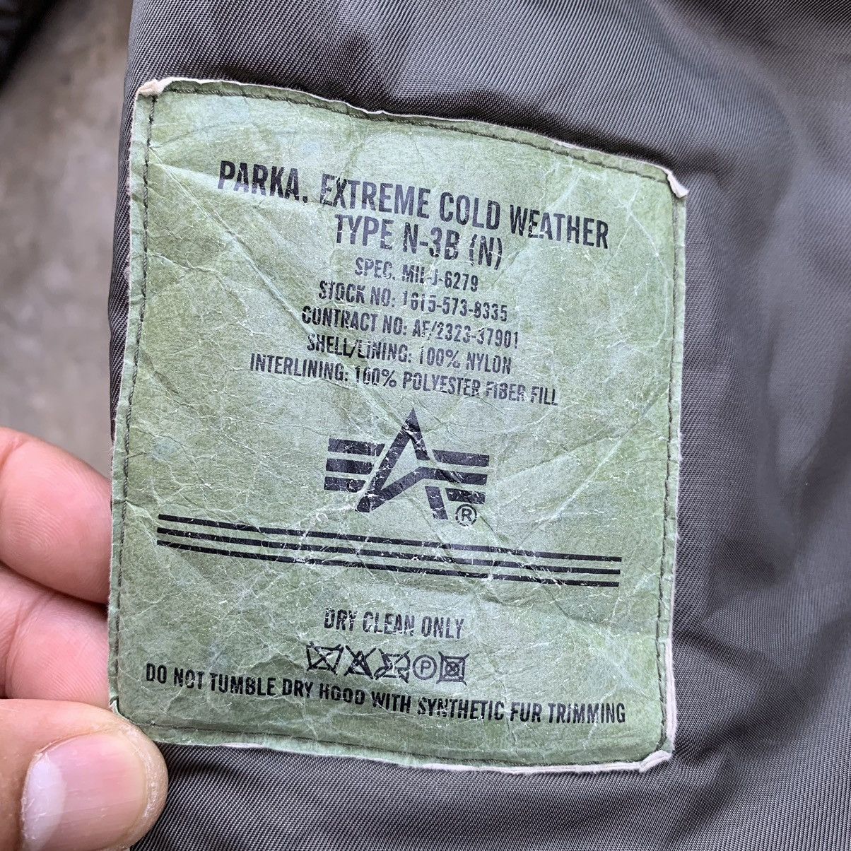 Alpha Industries Alpha Industries parka type N-3B (N) spec MIL-J-6279 Size US L / EU 52-54 / 3 - 12 Thumbnail