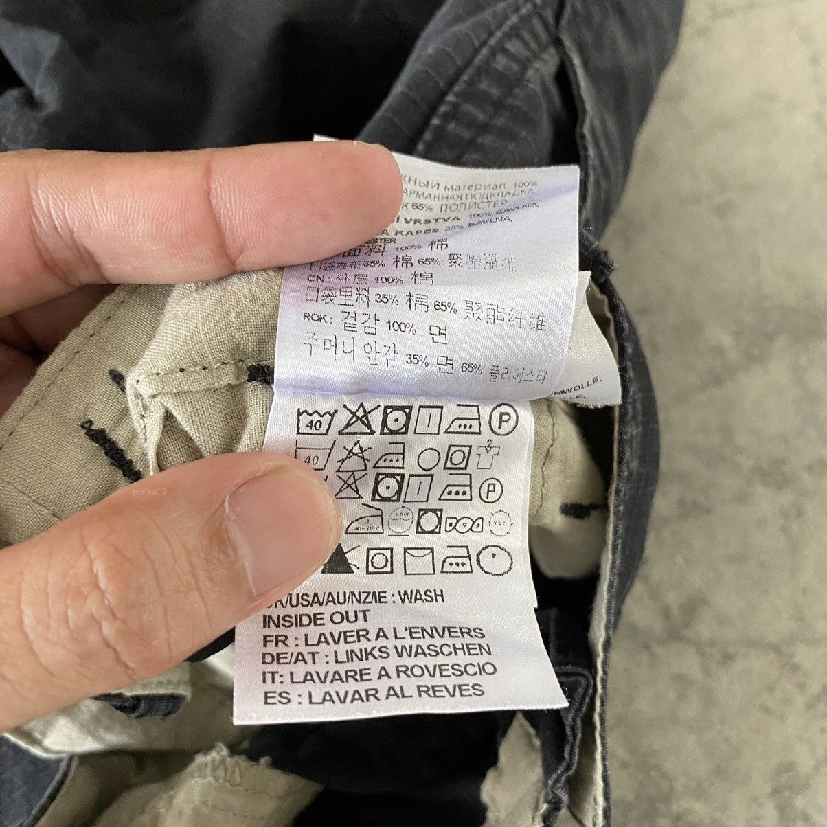 Carhartt Wip Carhartt WIP Multi Pocket Tactical Cargo Pants Size 32 Size US 32 / EU 48 - 19 Thumbnail