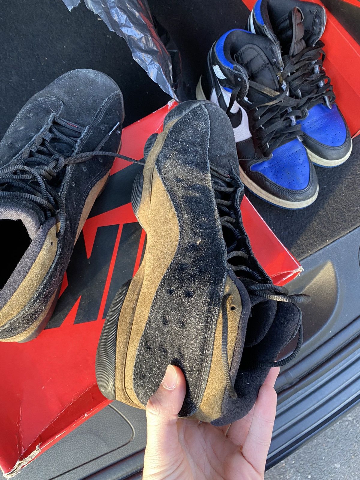 Jordan Brand Olive 13s Size US 11 / EU 44 - 7 Thumbnail