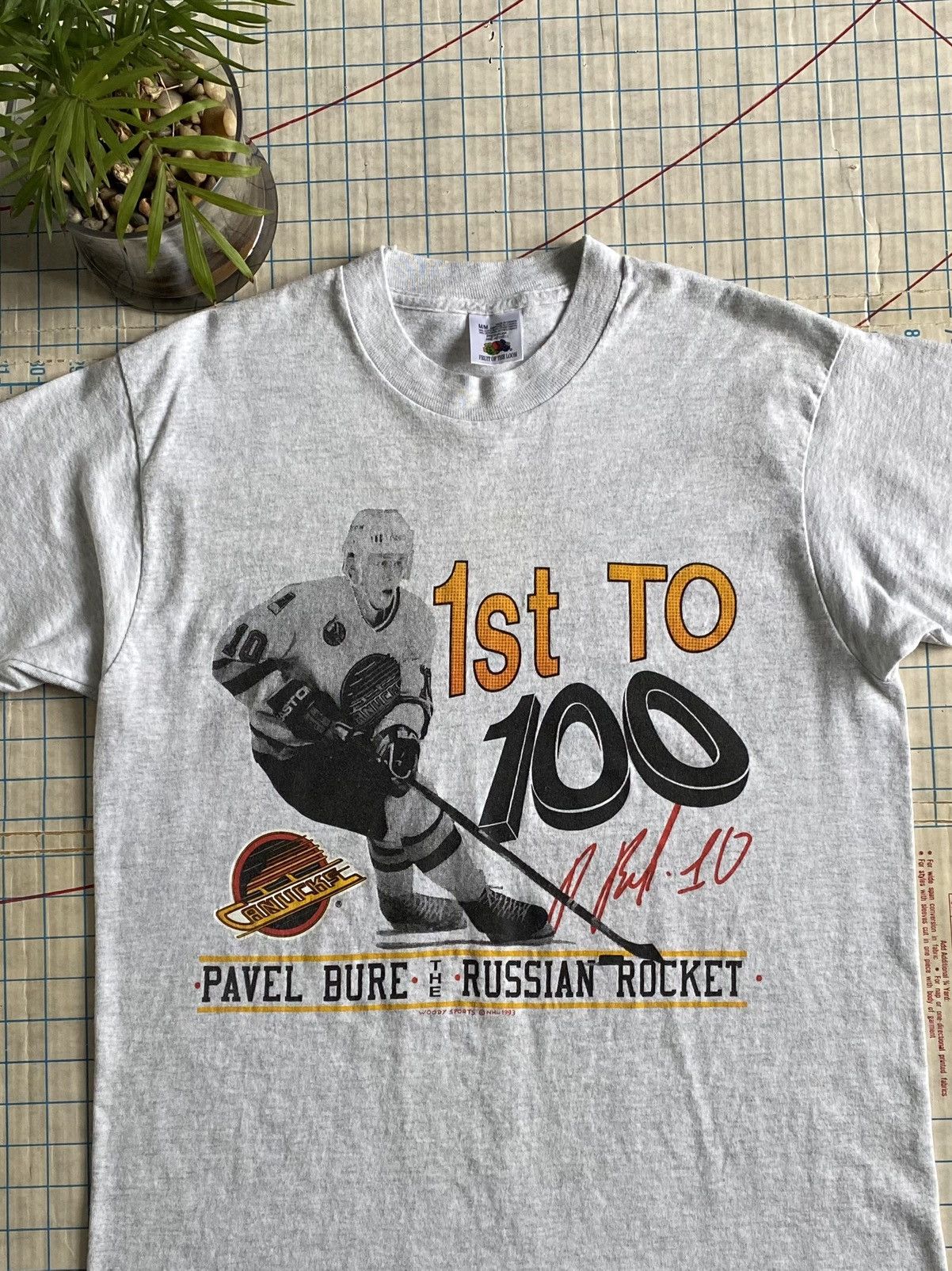 NHL × Vintage Vintage Pavel Bure Vancouver Canucks First to 100 Points Tee Size US M / EU 48-50 / 2 - 3 Thumbnail