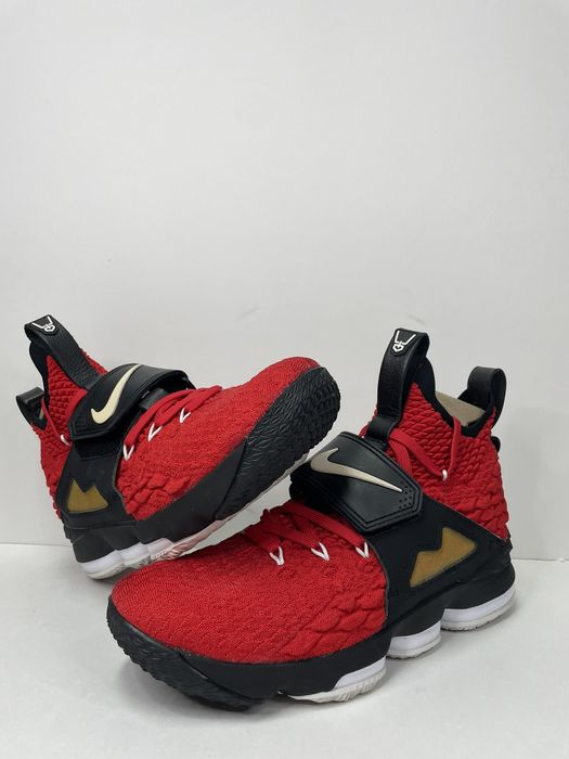 Lebron 15 red outlet diamond turf for sale