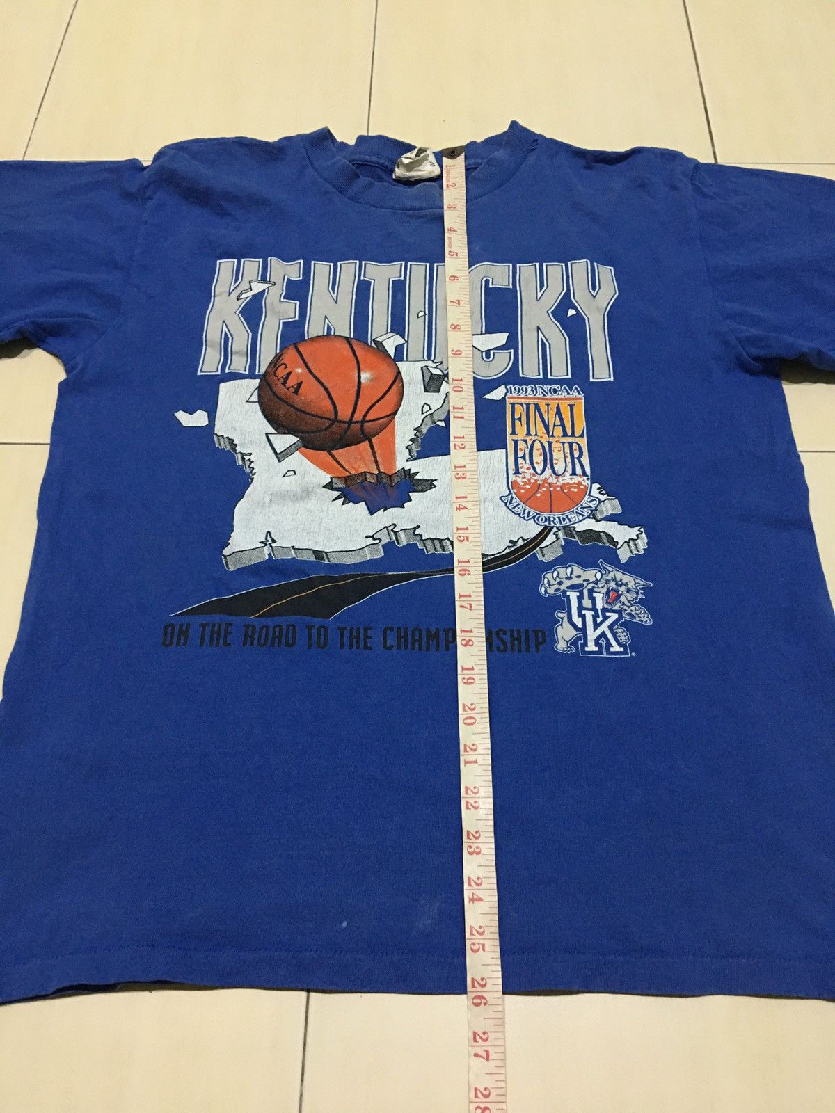 NBA × Vintage 90s Vintage New Orleans Kentucky NBA NCAA Final Shirt Size US L / EU 52-54 / 3 - 10 Thumbnail