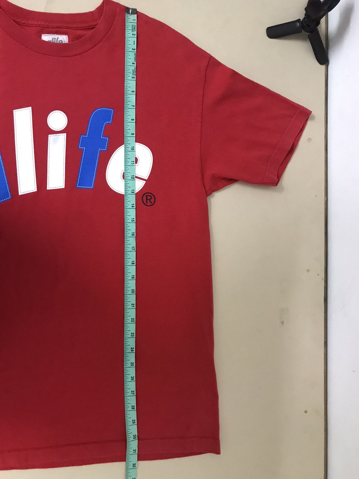 Alife Alife college logo Tee Size US L / EU 52-54 / 3 - 8 Thumbnail
