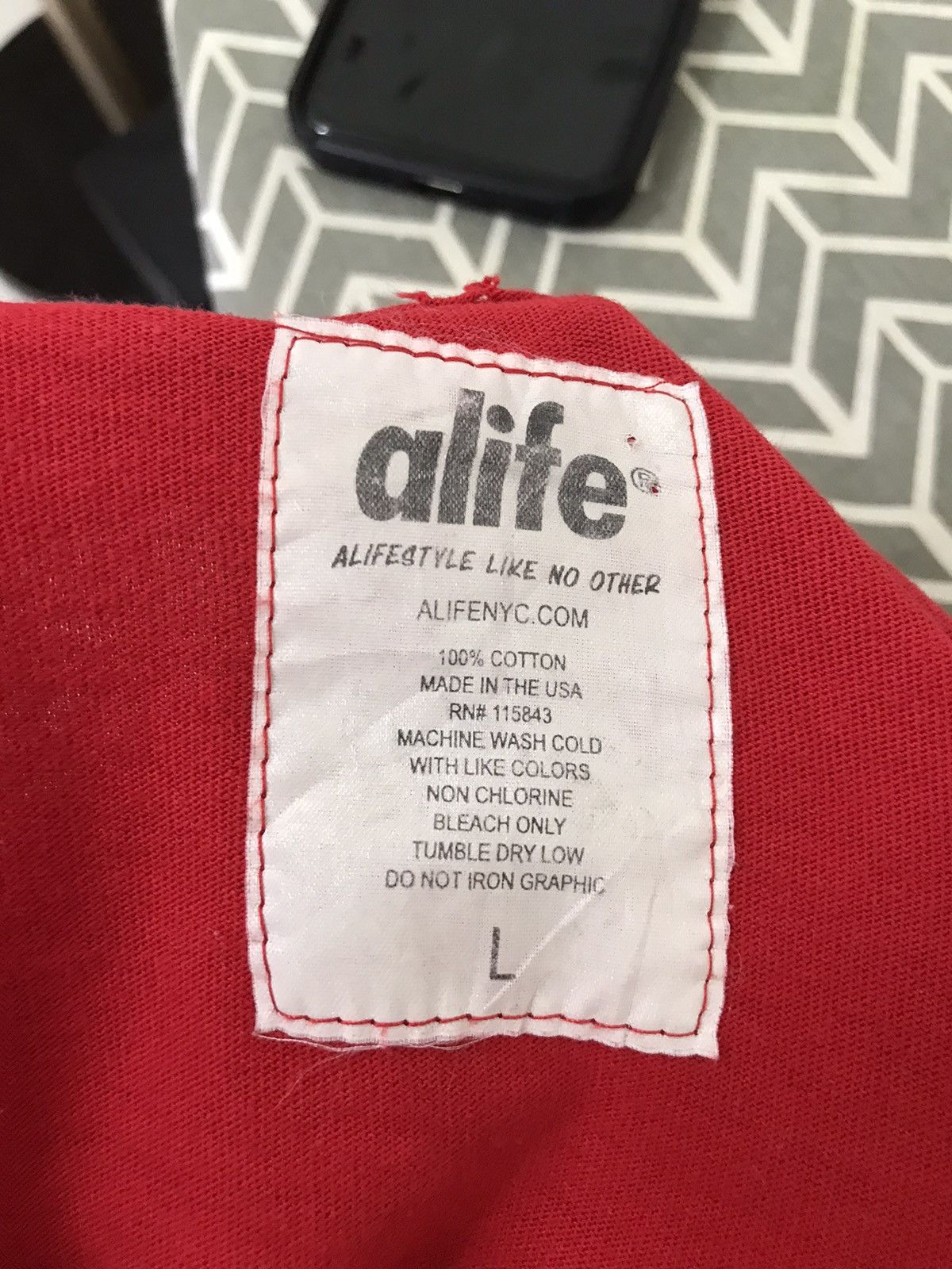 Alife Alife college logo Tee Size US L / EU 52-54 / 3 - 11 Thumbnail