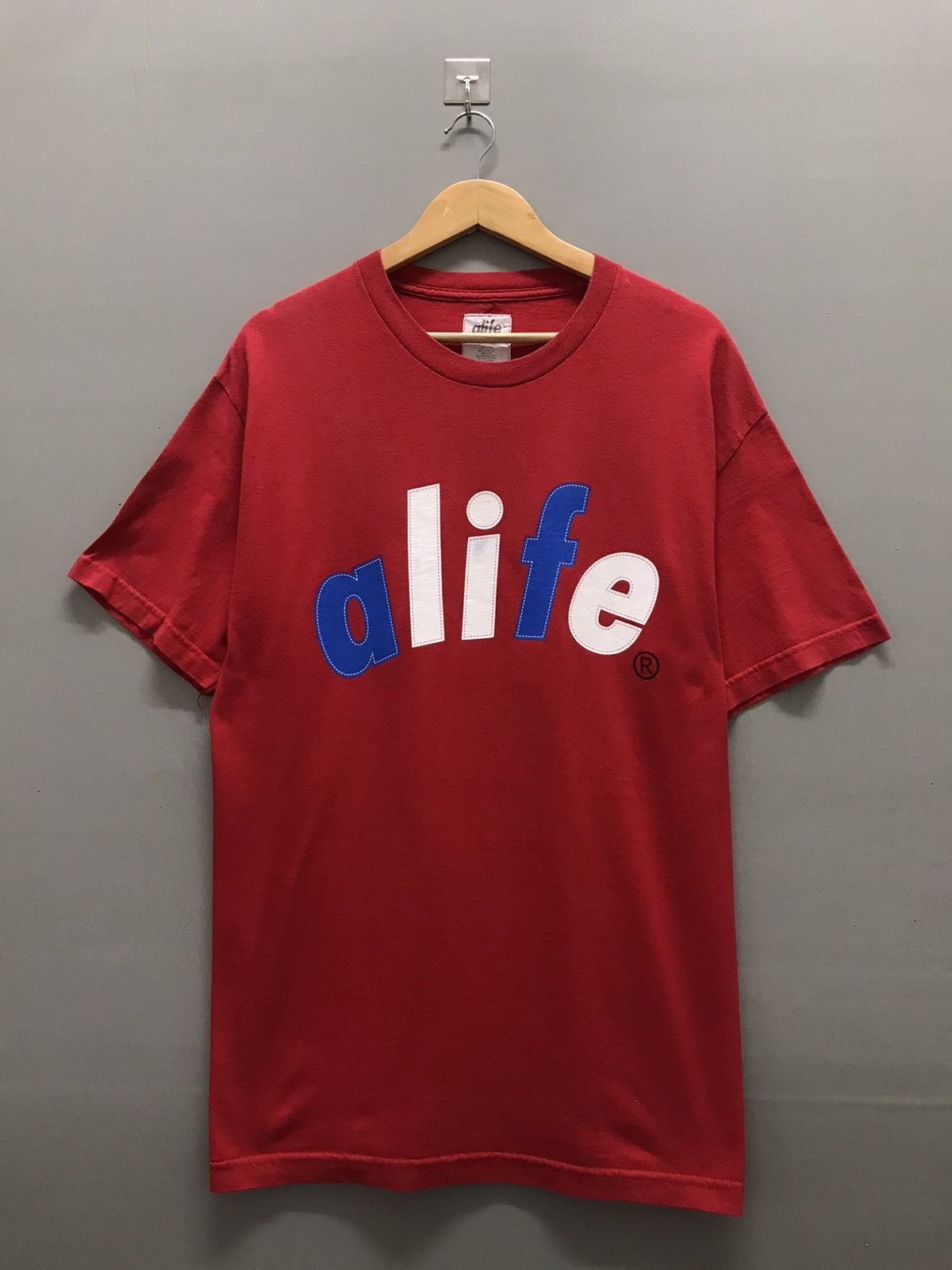 Alife Alife college logo Tee Size US L / EU 52-54 / 3 - 1 Thumbnail