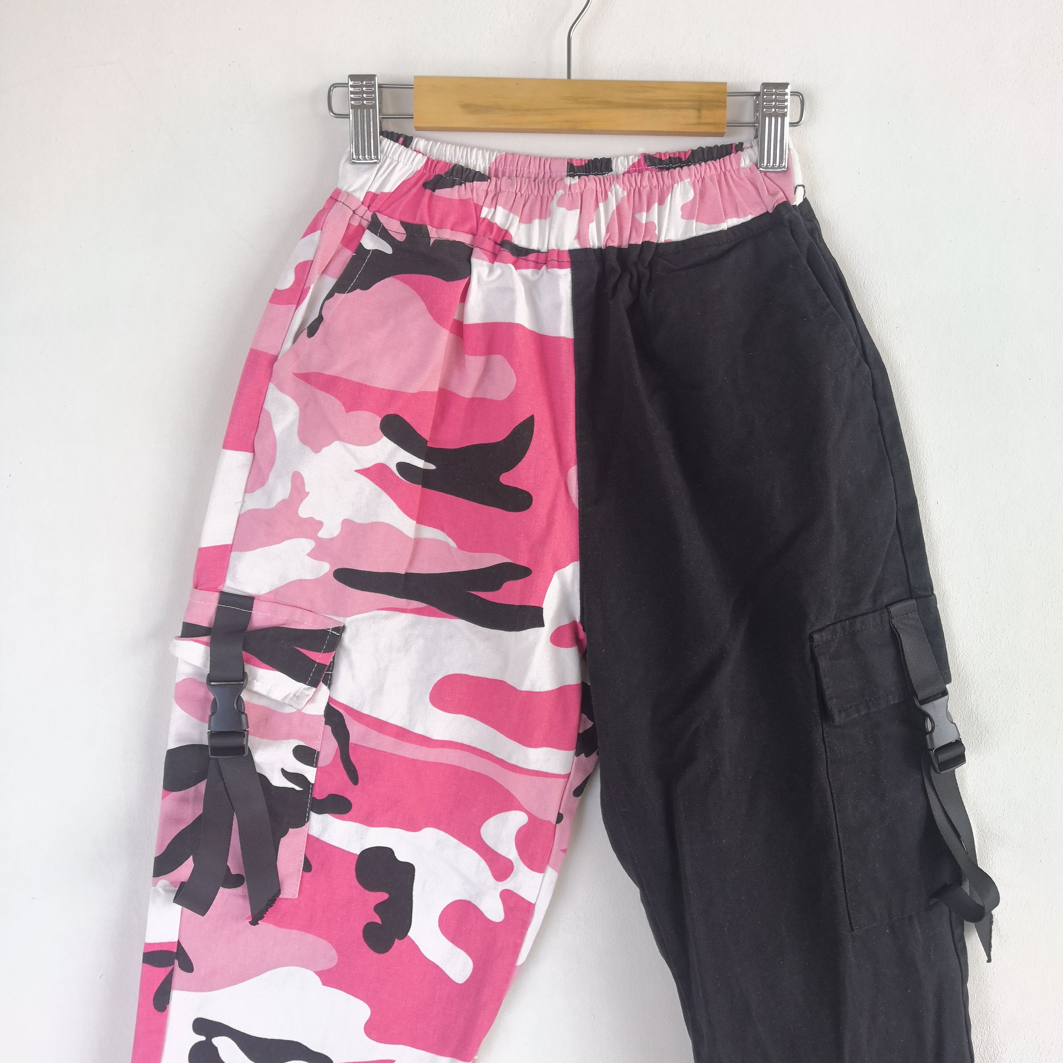 Japanese Brand × Vintage Japanese Cargo Pants Multi Pocket Bondage Camouflage Size 22" - 3 Thumbnail