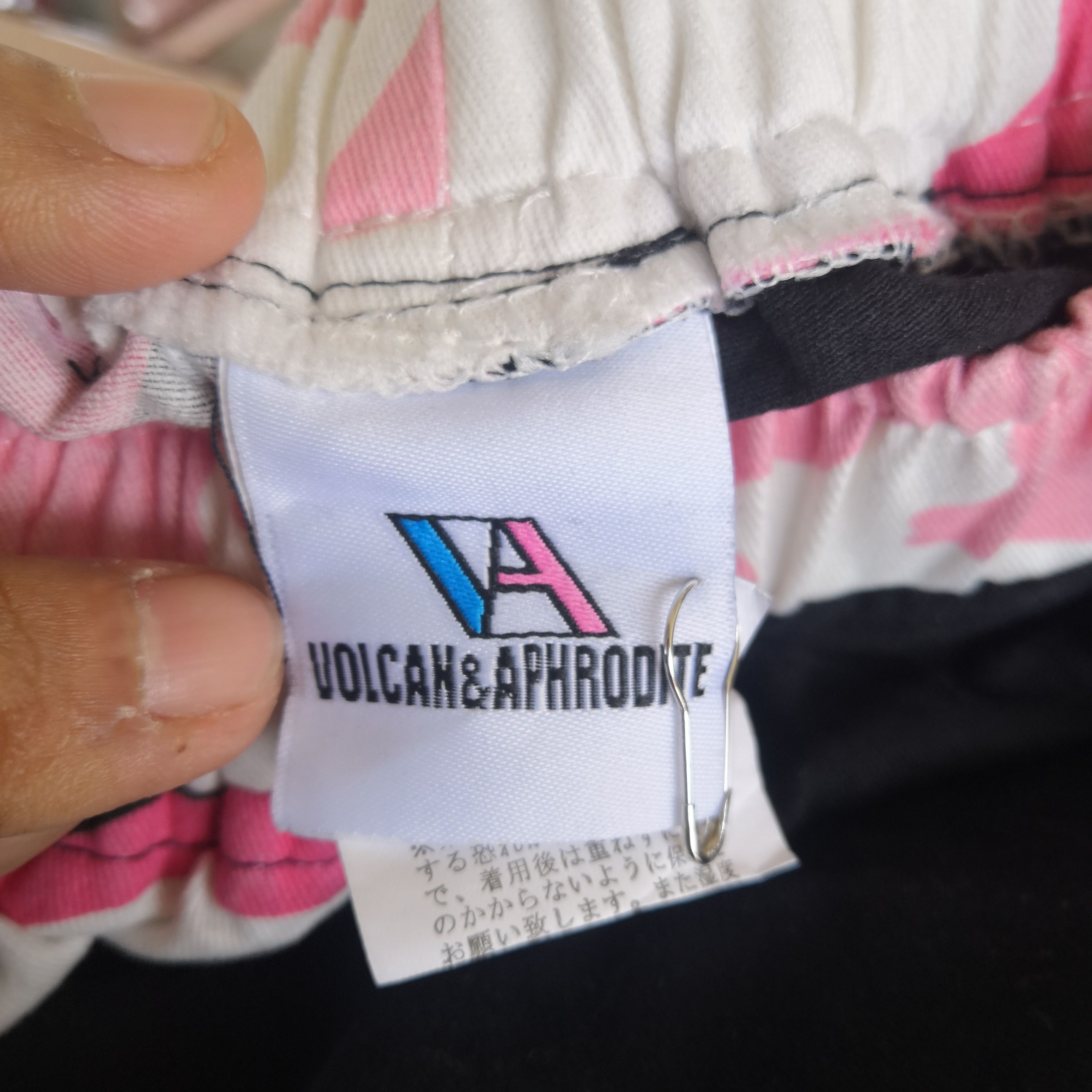 Japanese Brand × Vintage Japanese Cargo Pants Multi Pocket Bondage Camouflage Size 22" - 7 Thumbnail