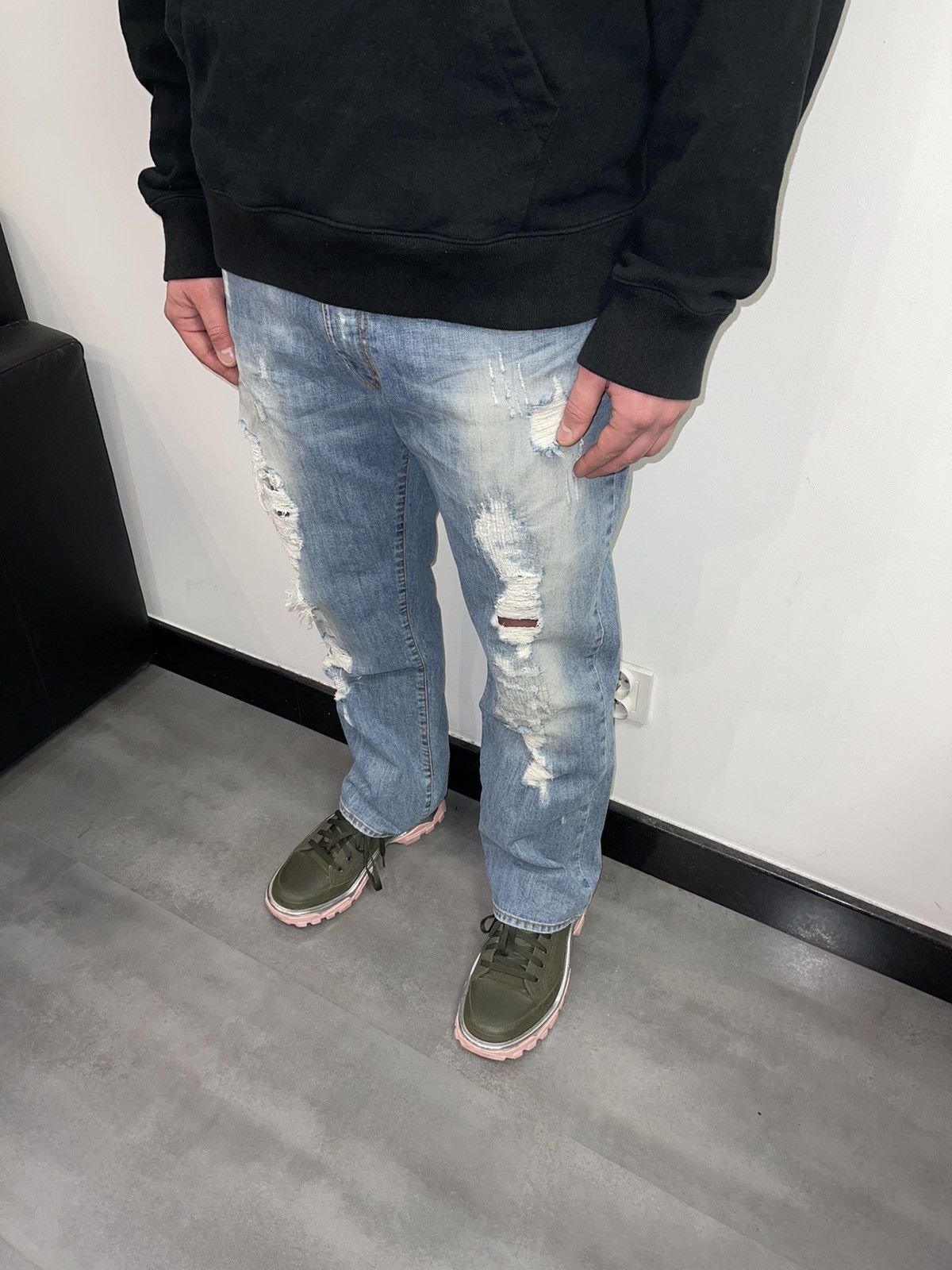 John Galliano Galliano Distressed Denim Pants Size US 36 / EU 52 - 8 Thumbnail