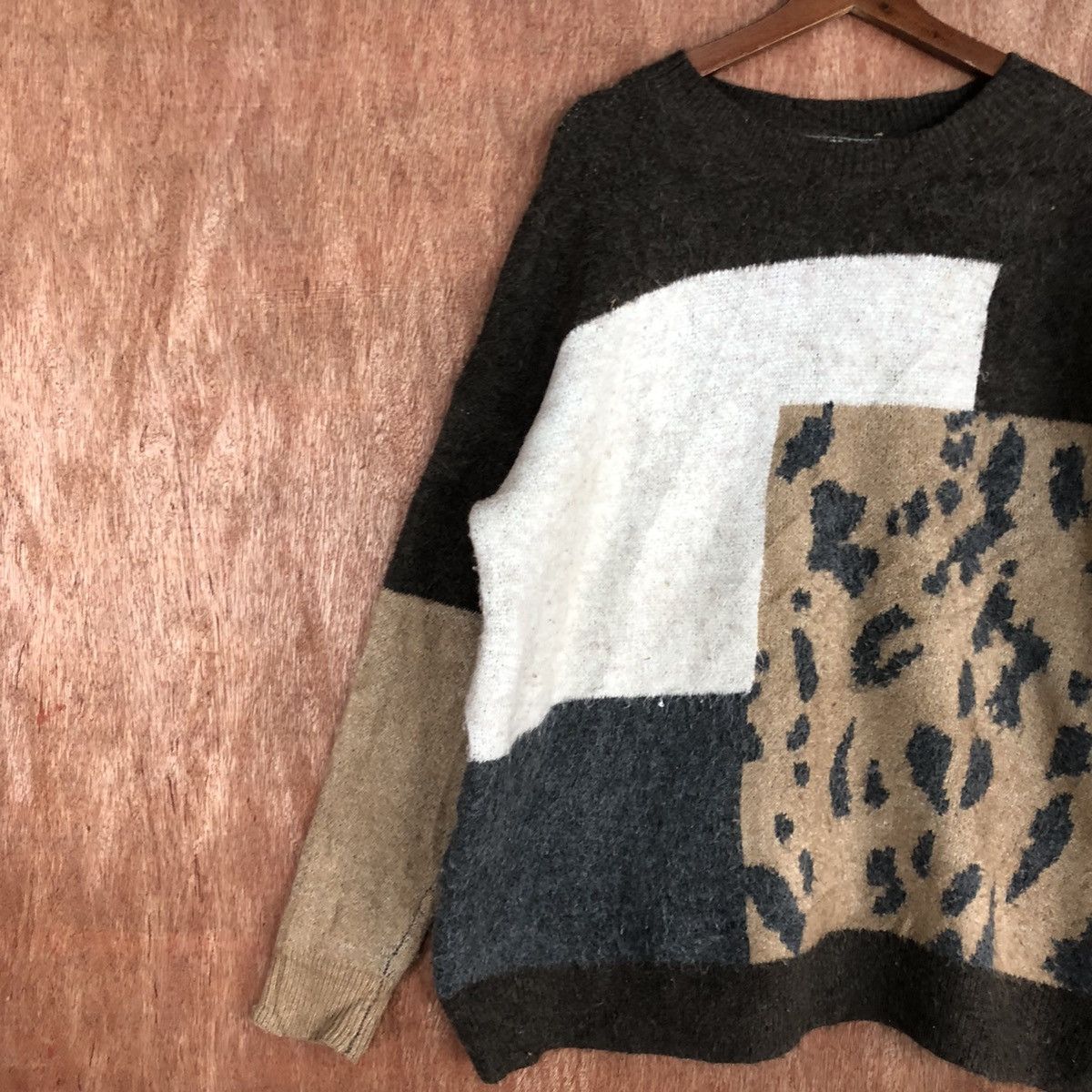 Homespun Knitwear DLL Japan Brand Brown tiger patchwork Knitwear #c656 Size US L / EU 52-54 / 3 - 7 Thumbnail