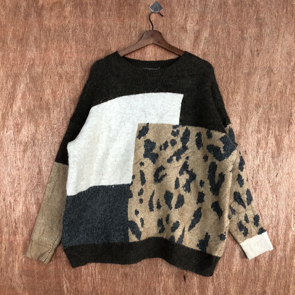 Homespun Knitwear DLL Japan Brand Brown tiger patchwork Knitwear #c656 Size US L / EU 52-54 / 3 - 1 Thumbnail