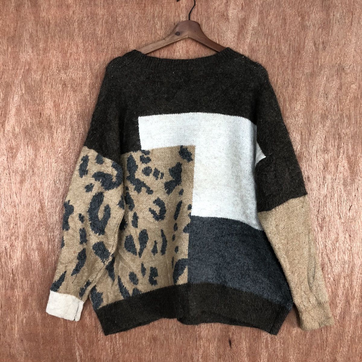 Homespun Knitwear DLL Japan Brand Brown tiger patchwork Knitwear #c656 Size US L / EU 52-54 / 3 - 10 Thumbnail