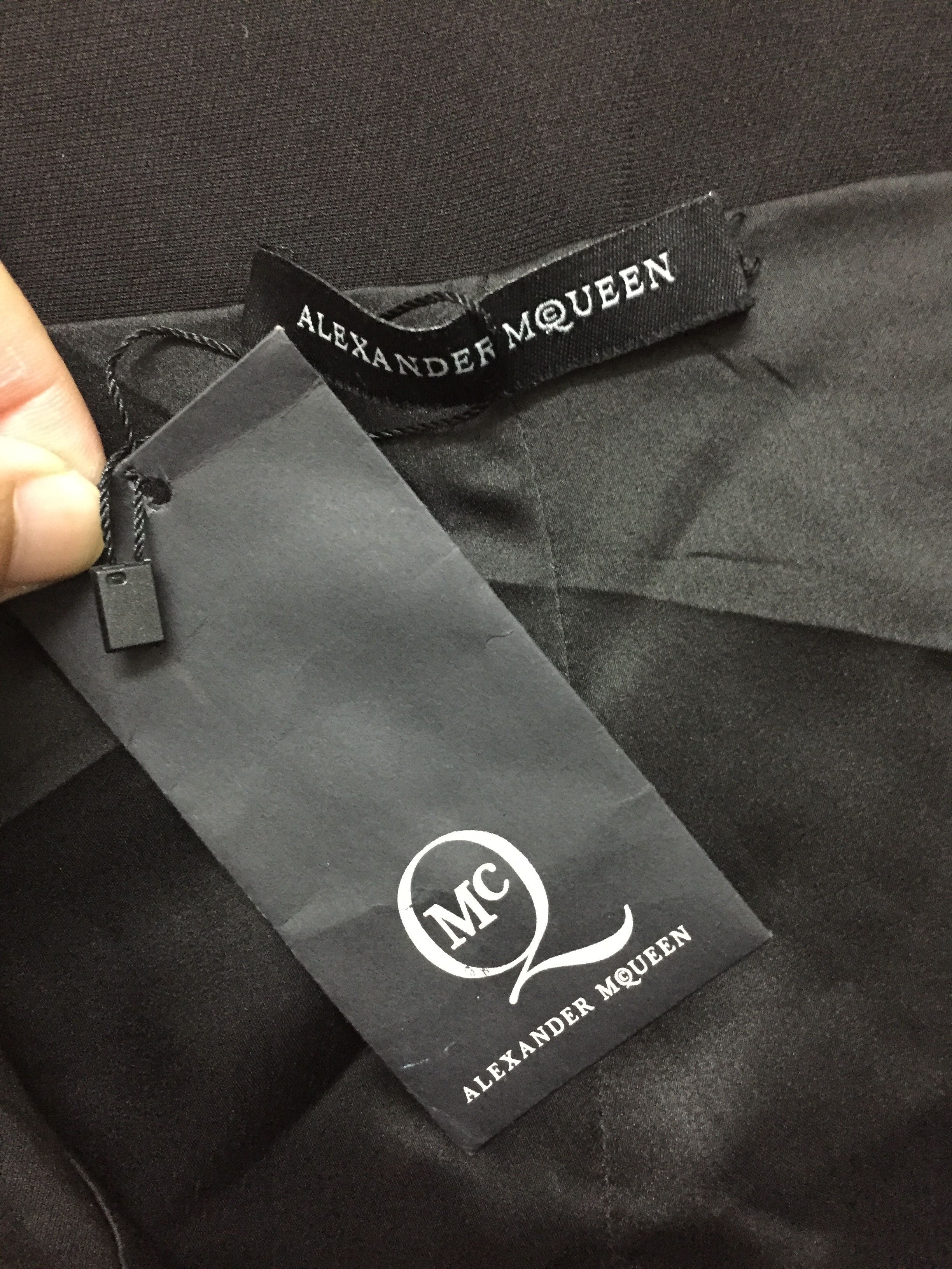 Alexander McQueen Alexander McQueen Short Pants Skirt Size 28" / US 6 / IT 42 - 7 Thumbnail