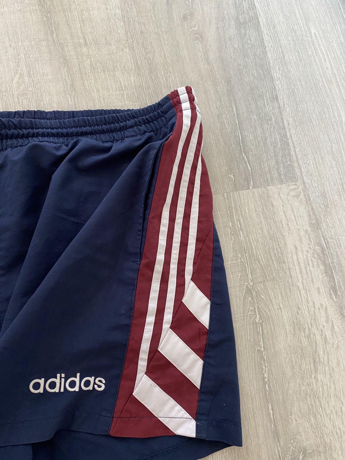 Adidas × Vintage Adidas vintage 90s shorts navy Size US 36 / EU 52 - 4 Thumbnail