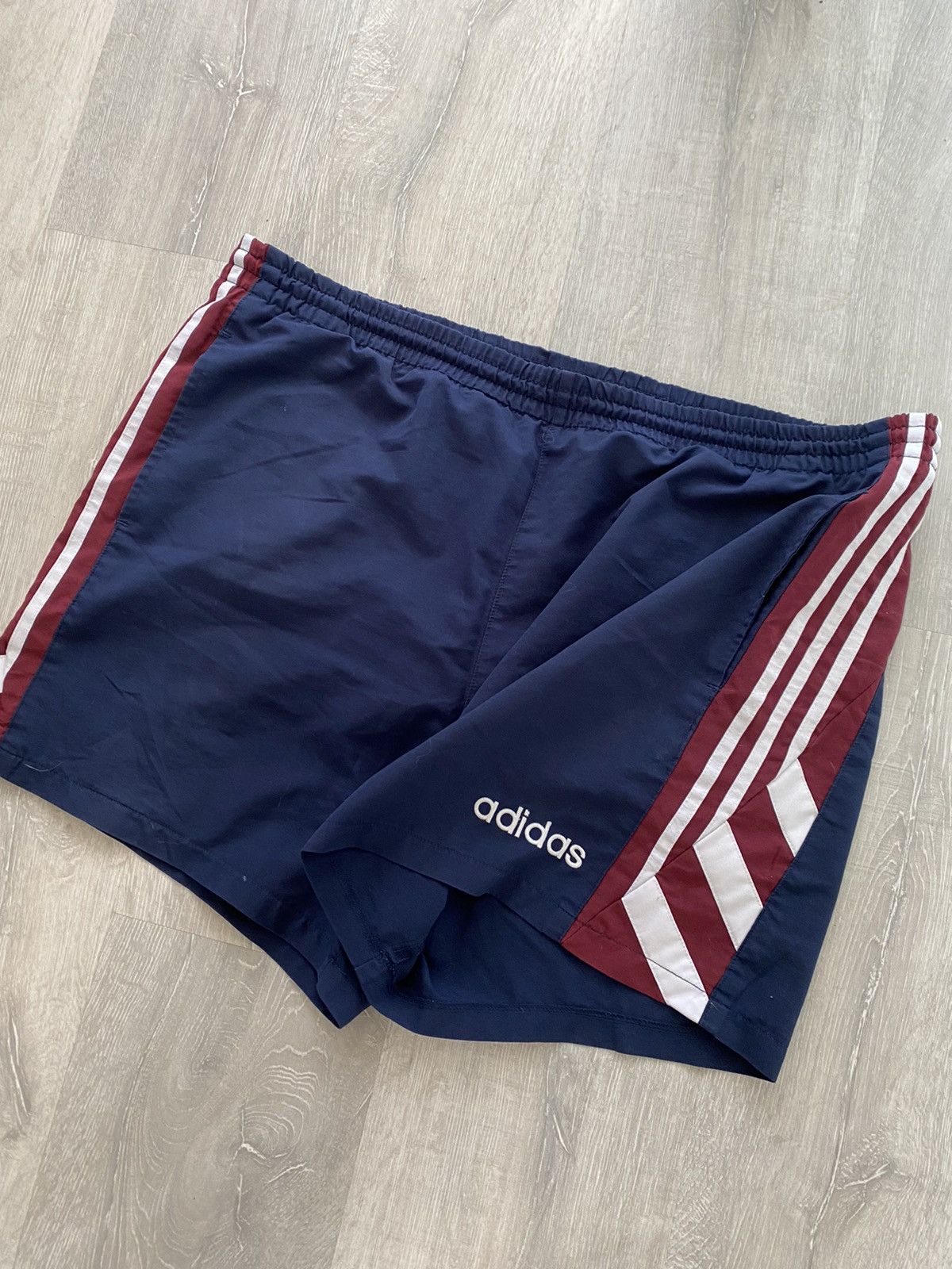 Adidas × Vintage Adidas vintage 90s shorts navy Size US 36 / EU 52 - 3 Thumbnail