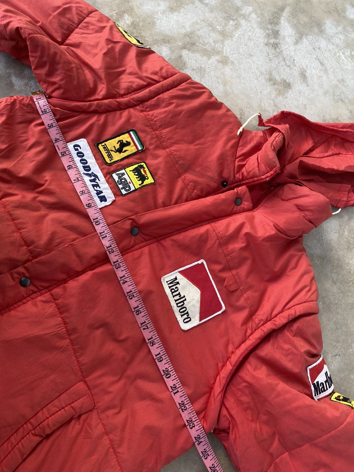 Ferrari × Marlboro × Vintage VINTAGE FERRARI PUFFER JACKET Size US XL / EU 56 / 4 - 11 Thumbnail