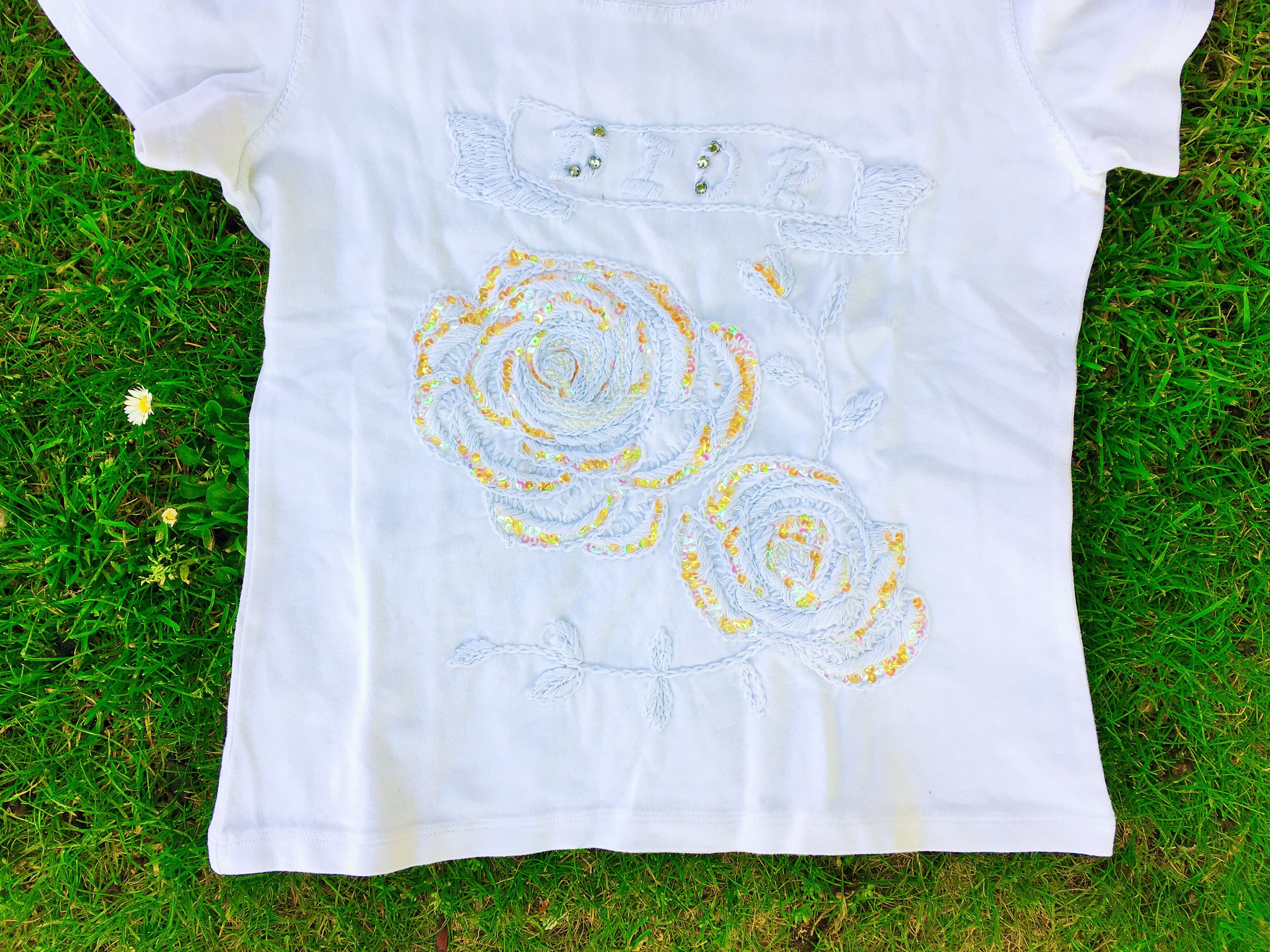 Dior Christian Dior Rose Floral Glitter Embroidered T-shirt Top Size S / US 4 / IT 40 - 2 Thumbnail