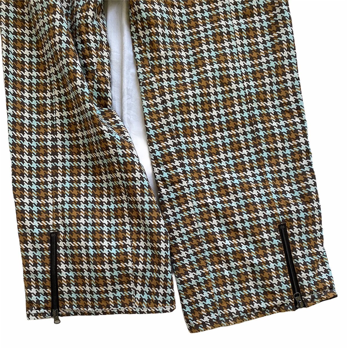 Burton Burton Skiwear Rare Colour-block Ski Pants Size US 32 / EU 48 - 8 Thumbnail