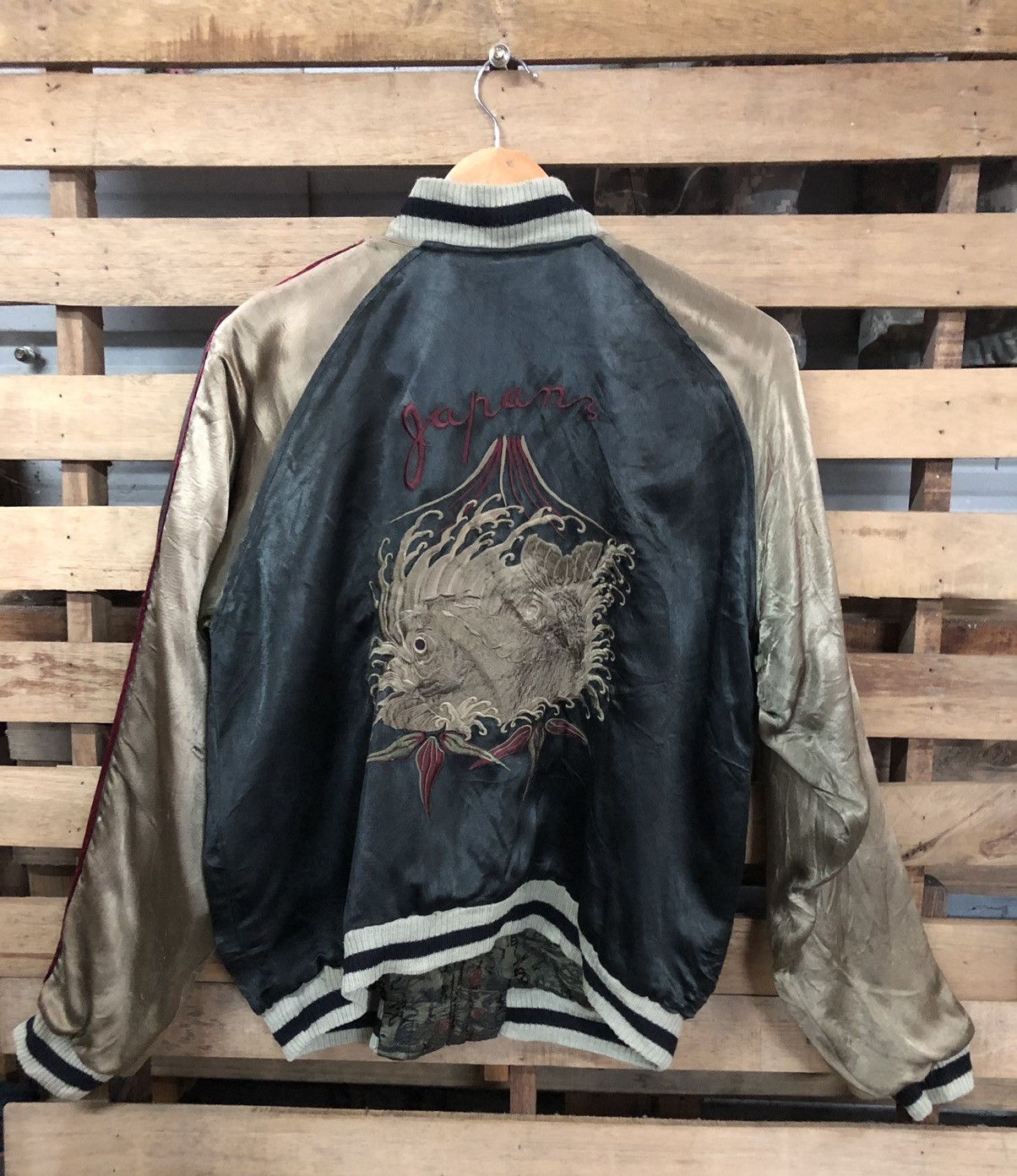 Japanese Brand Sukajan Fish Koi Riversible Embroidery Japan Satin Jacket Size US M / EU 48-50 / 2 - 2 Thumbnail