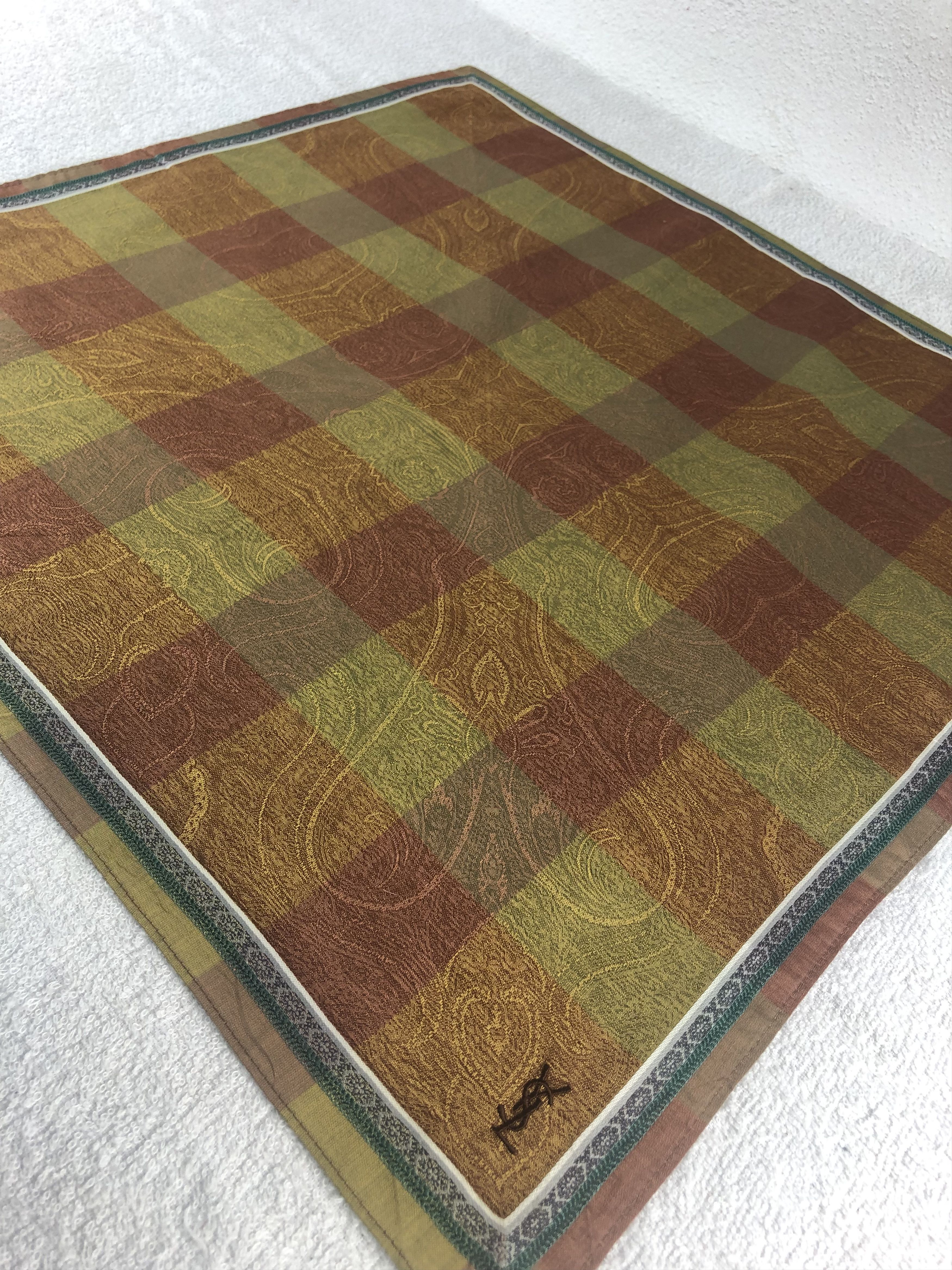Yves Saint Laurent Yves Saint Laurent Handkerchief / Bandana / Neckerchief C089 Size ONE SIZE - 4 Thumbnail