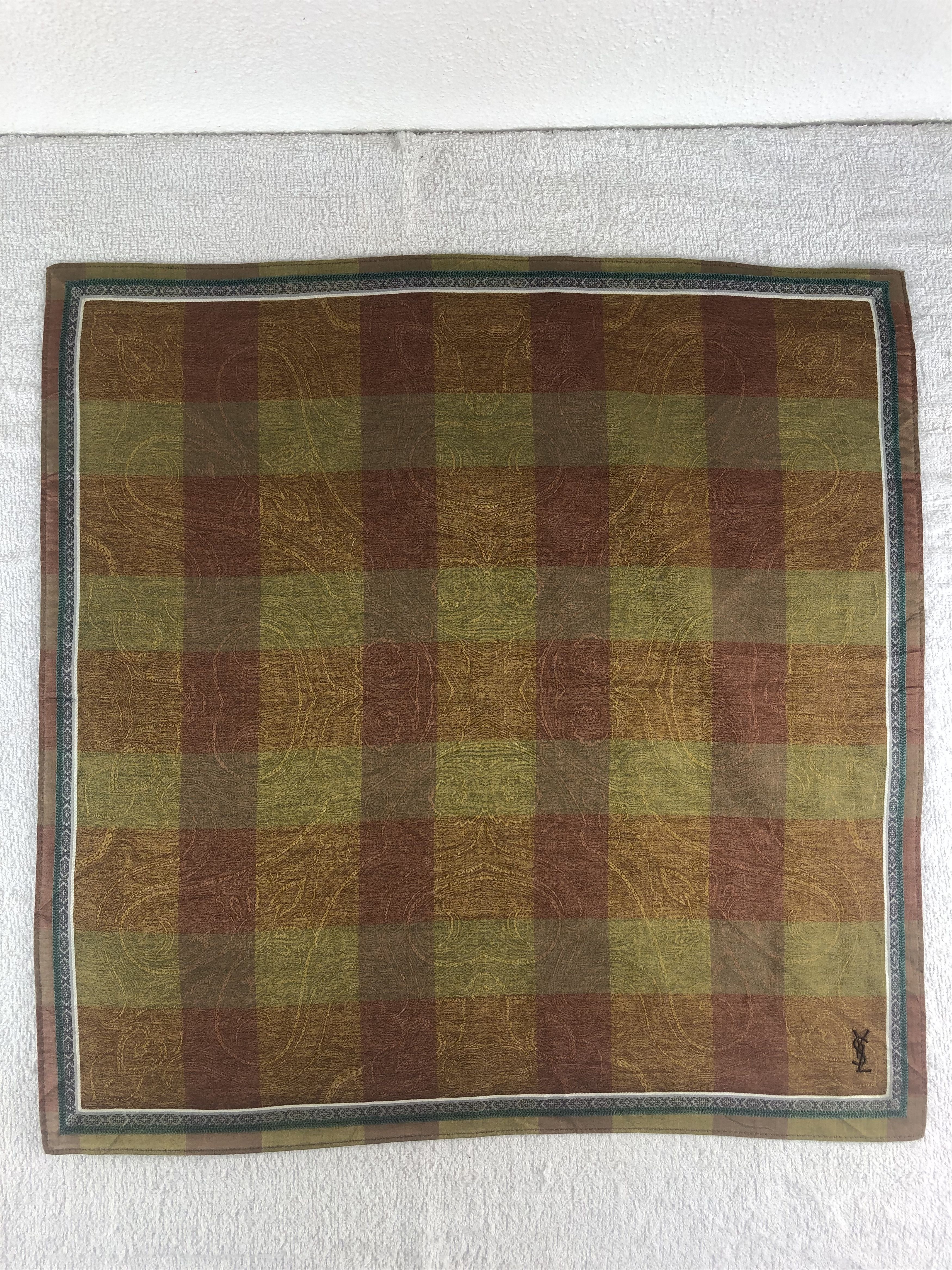 Yves Saint Laurent Yves Saint Laurent Handkerchief / Bandana / Neckerchief C089 Size ONE SIZE - 3 Thumbnail