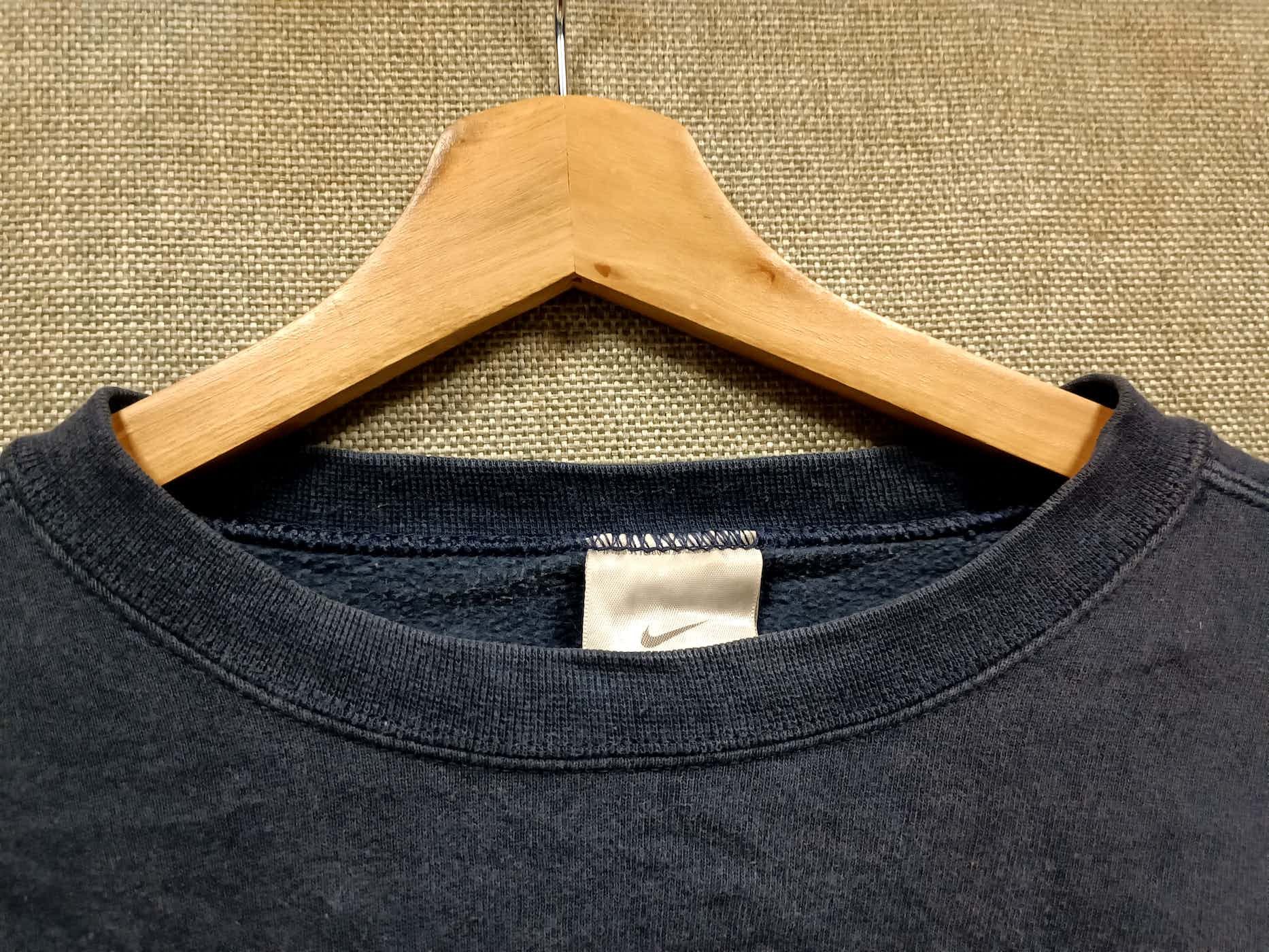 Nike vintage nike swoosh crop tops Size L / US 10 / IT 46 - 2 Thumbnail