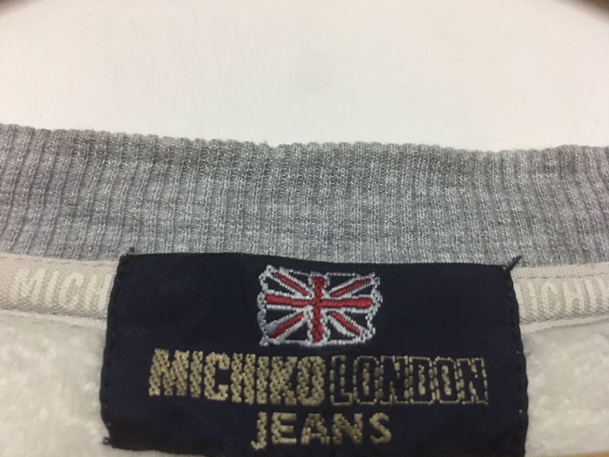 Japanese Brand × Michiko Koshino London × Vintage Michiko London Long sleeve Crewneck Spellout Flowers Size US M / EU 48-50 / 2 - 4 Thumbnail