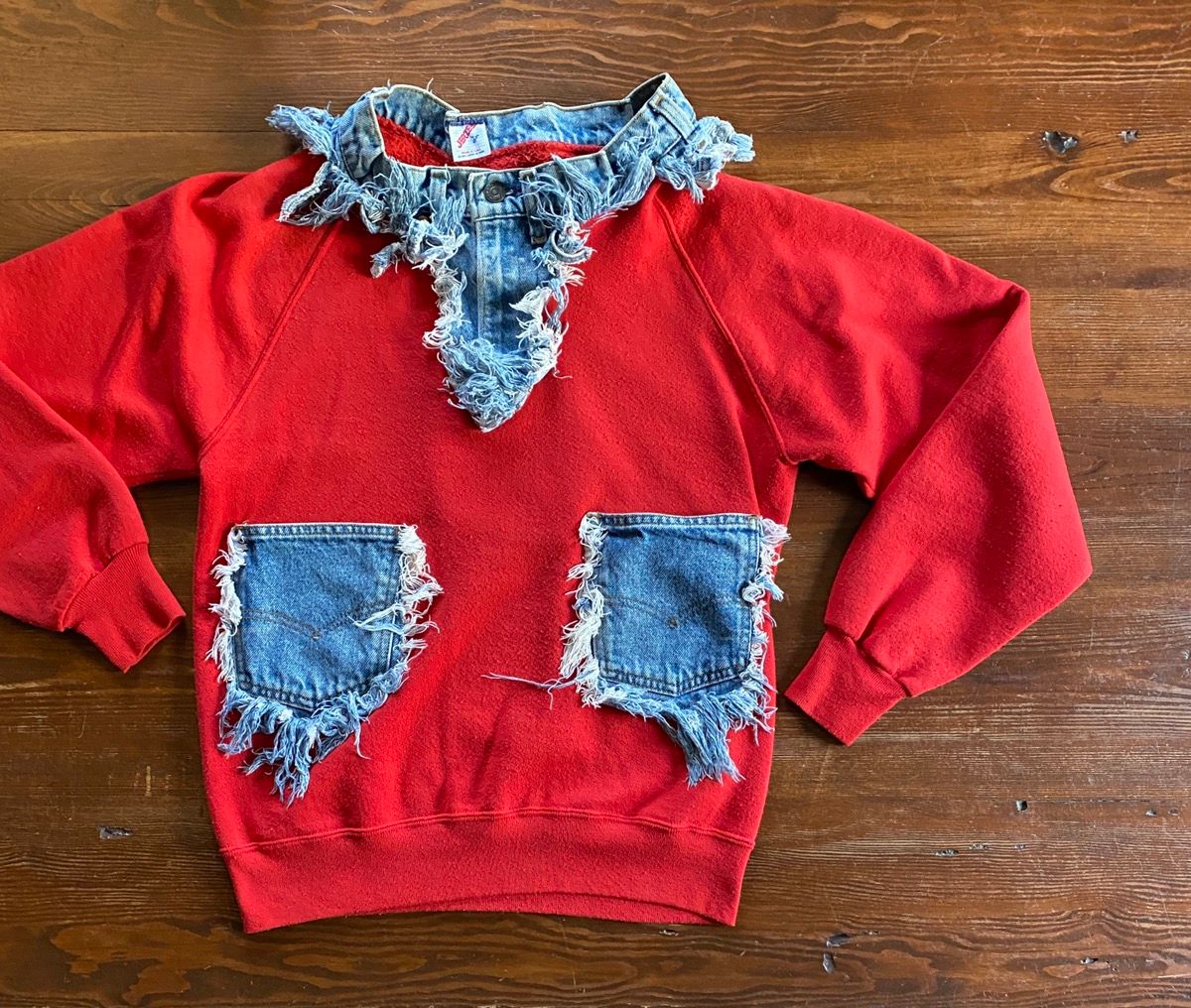 Pre-owned Custom Sweatshirt X Levis Vintage 80's Jerzees Levi's Custom Raglan Crewneck Sweatshirt In Red/denim