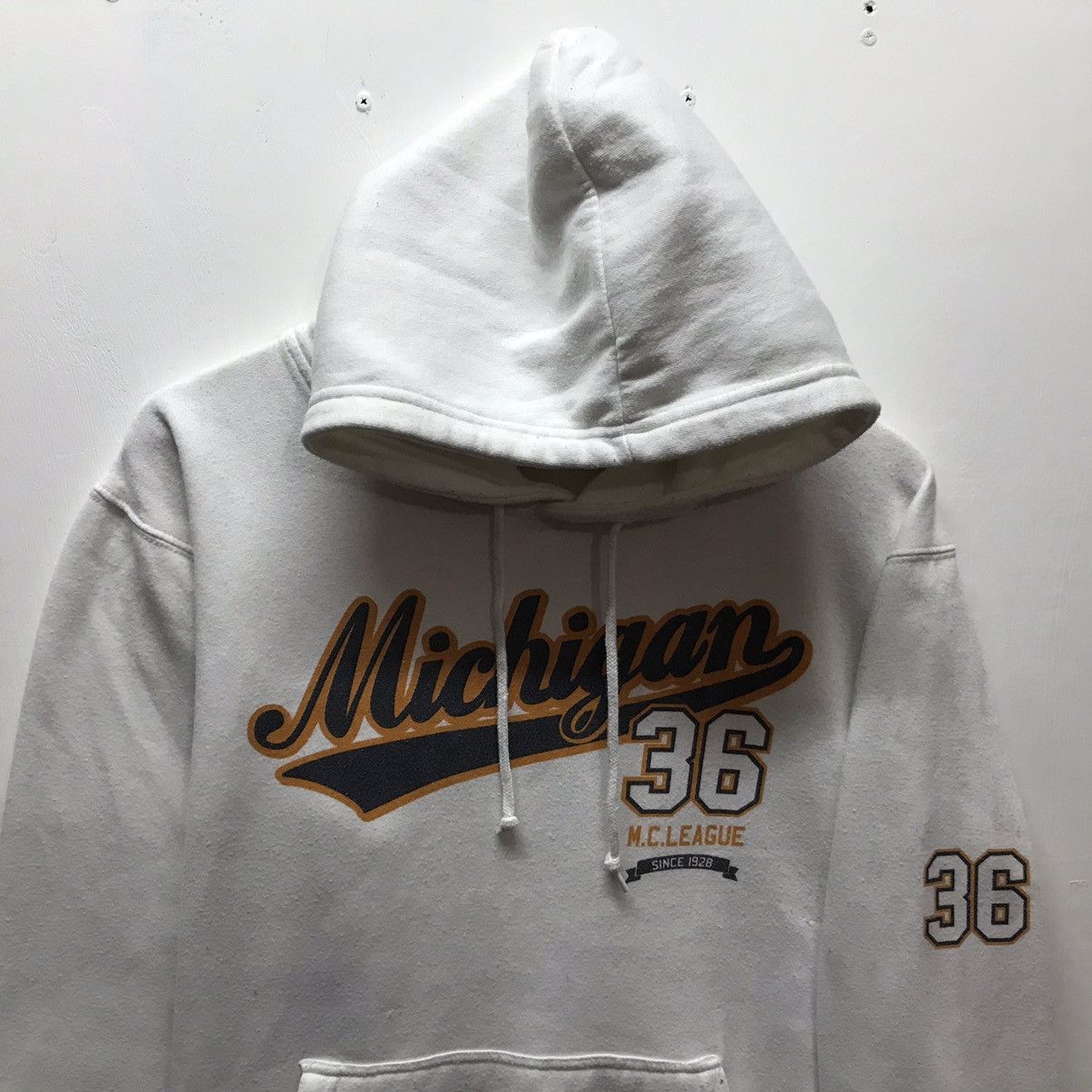 Japanese Brand Vintage Michigan Hoodie Sweatshirt Big Logo Michigan Size US M / EU 48-50 / 2 - 4 Thumbnail