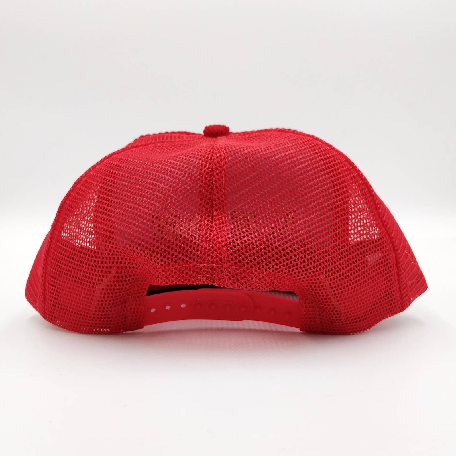 Vintage Vintage Leon Corduroy Snapback Trucker Hat Mesh Spellout Size ONE SIZE - 8 Thumbnail