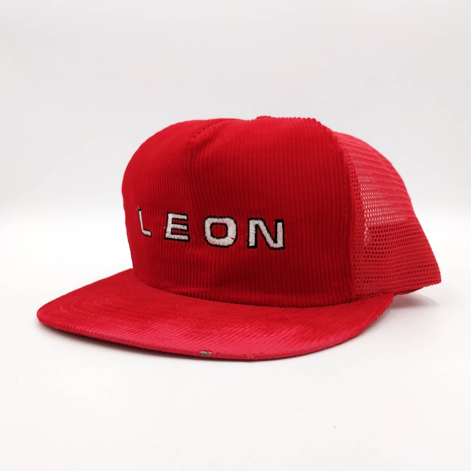 Vintage Vintage Leon Corduroy Snapback Trucker Hat Mesh Spellout Size ONE SIZE - 3 Thumbnail