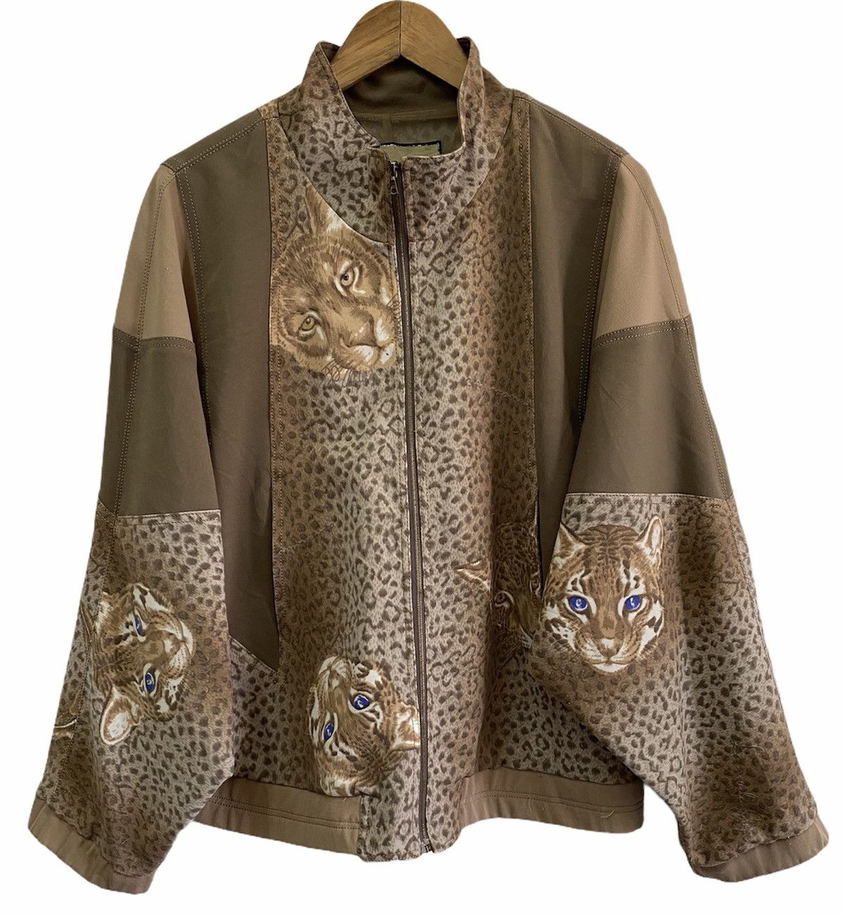 Issey Miyake 🔥Vintage 90s Motive Japanese Tiger Embroidery Satin Jacket Size US M / EU 48-50 / 2 - 1 Thumbnail