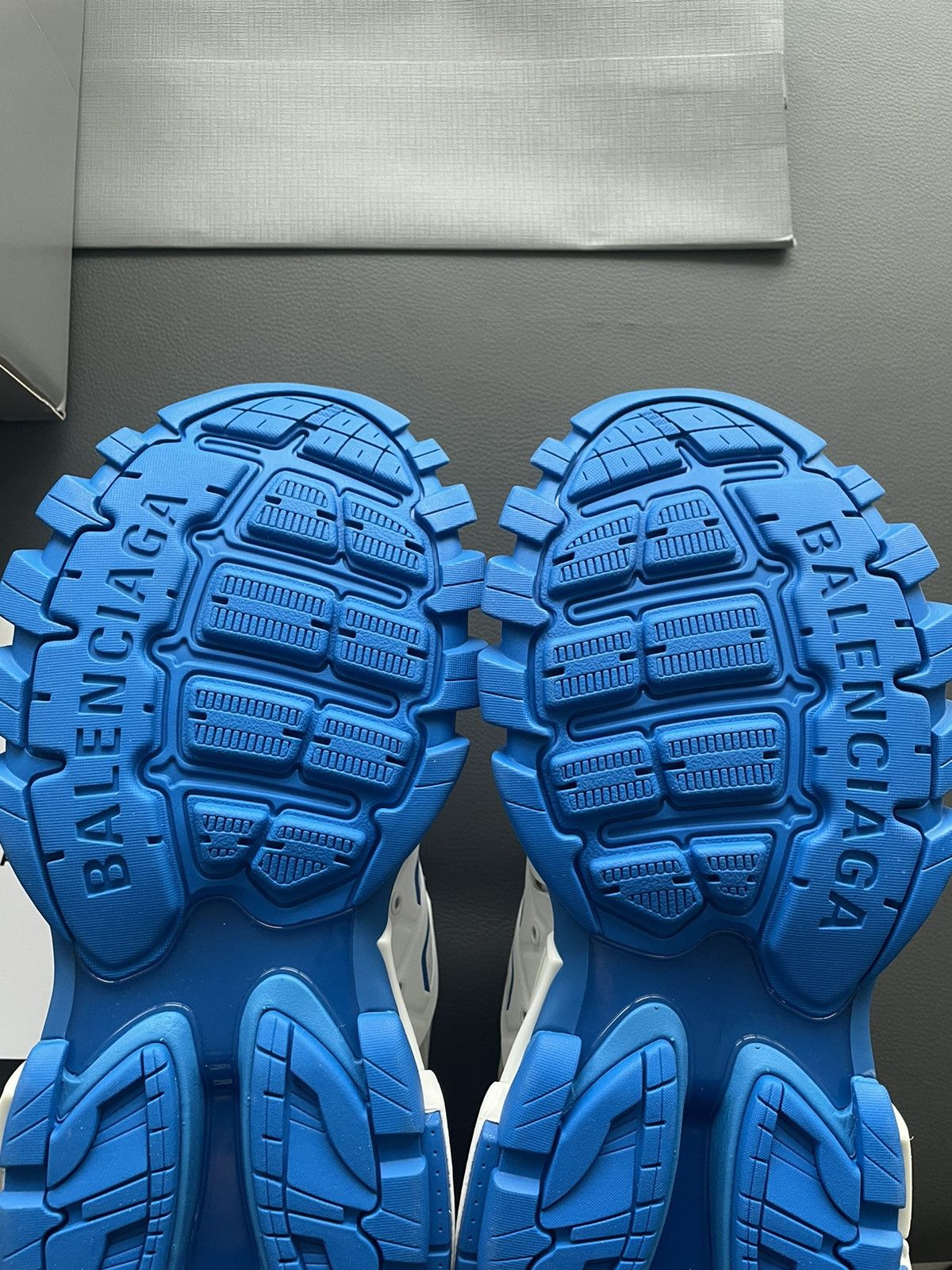 Balenciaga Super Rare Brand New Limited Edition Runway Tracker Sneaker Size US 7.5 / EU 40-41 - 7 Thumbnail