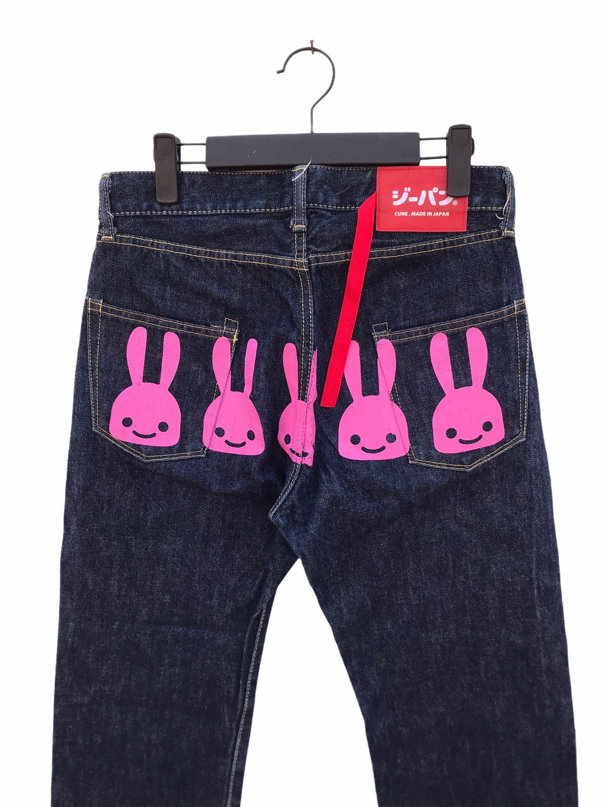 Japanese Brand CUNE Japan Pink Bunny Daicock Blue Denim Jeans Size US 30 / EU 46 - 1 Thumbnail