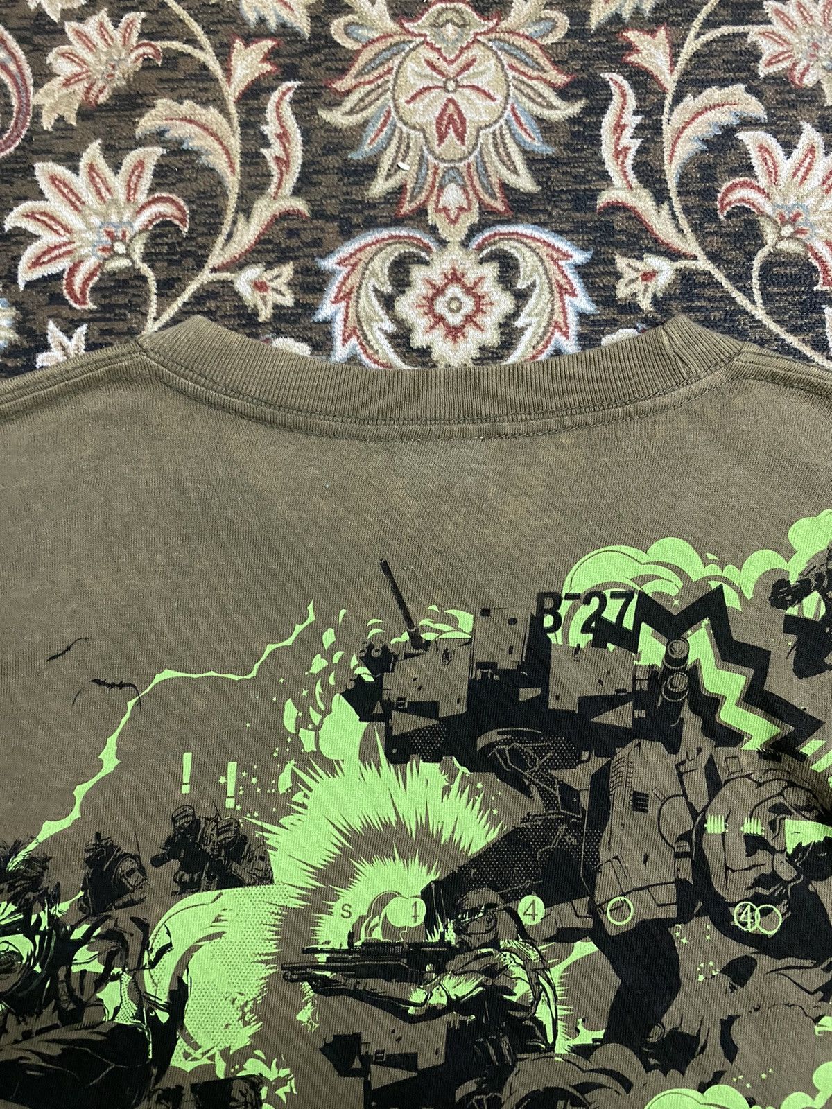 Halo Metal Gear Solid 4 T shirt Size US M / EU 48-50 / 2 - 9 Thumbnail