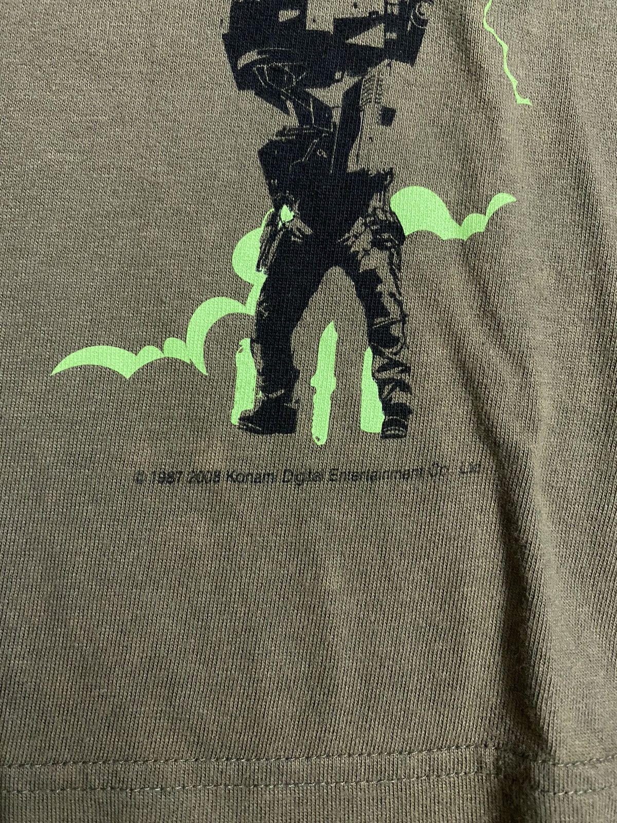Halo Metal Gear Solid 4 T shirt Size US M / EU 48-50 / 2 - 5 Thumbnail