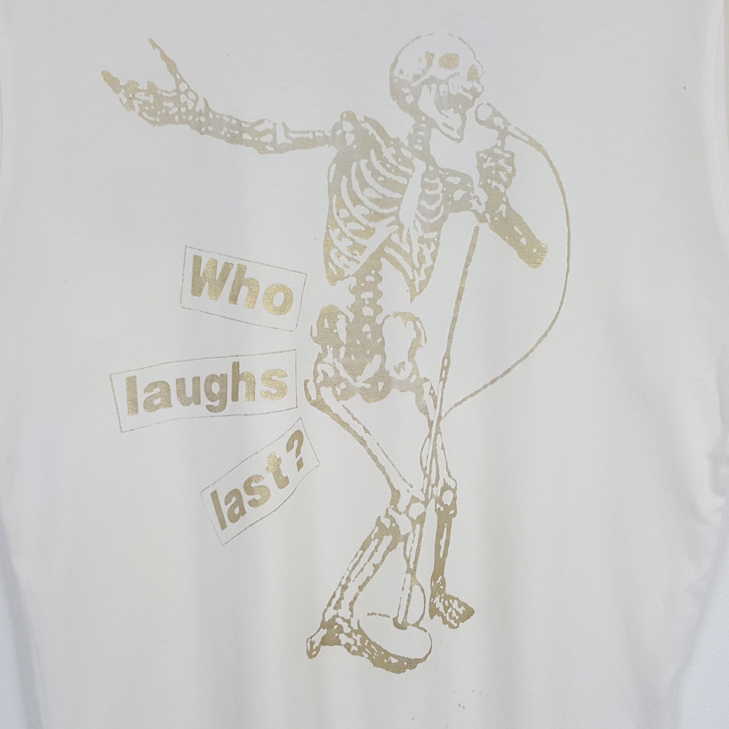 Band Tees Vintage Barbara Kruger Who Laught Last Tshirt Size US L / EU 52-54 / 3 - 2 Thumbnail